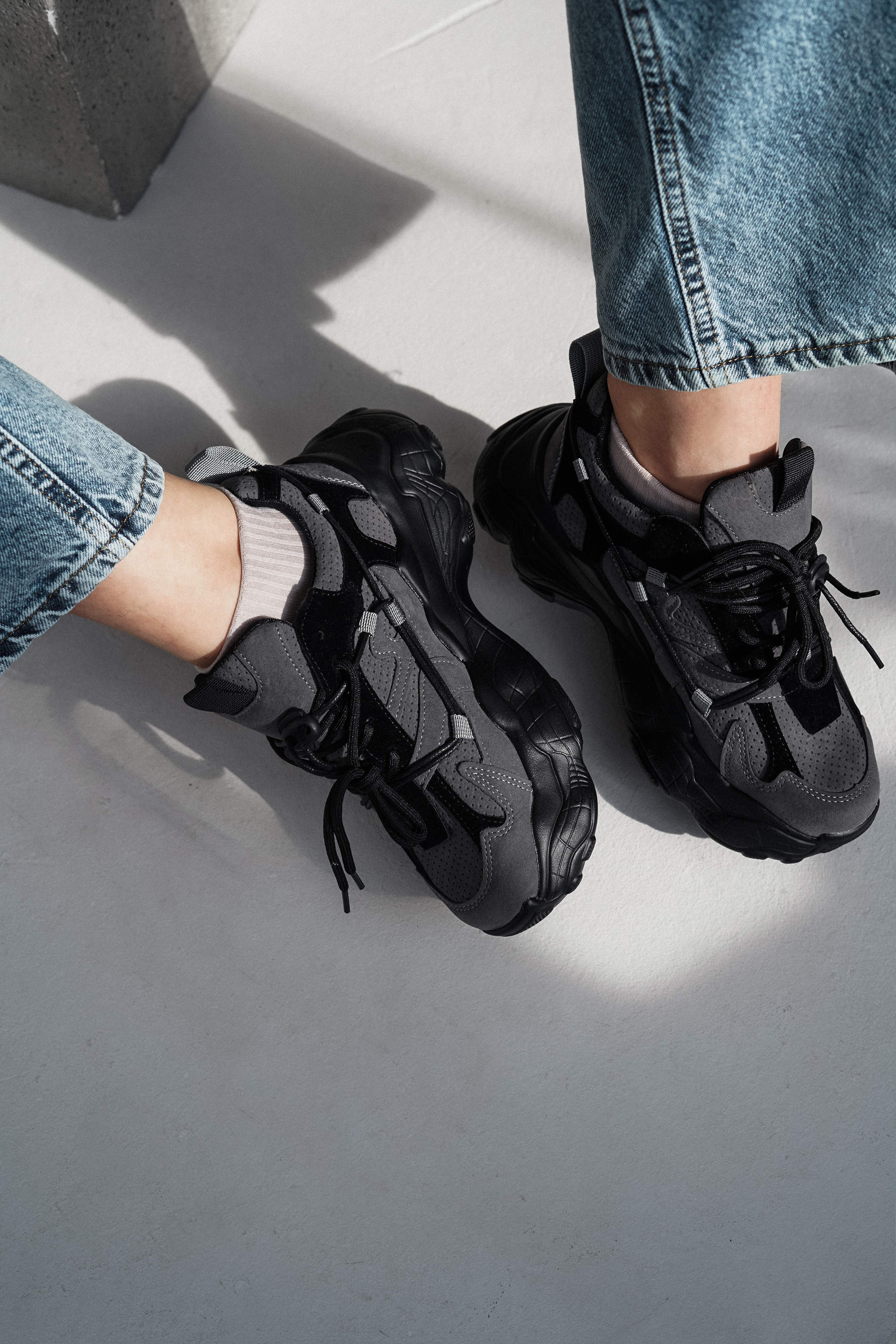 Шоурум Mim.store. VISUAL ARTIST · KRONGAUZ ANASTASIA