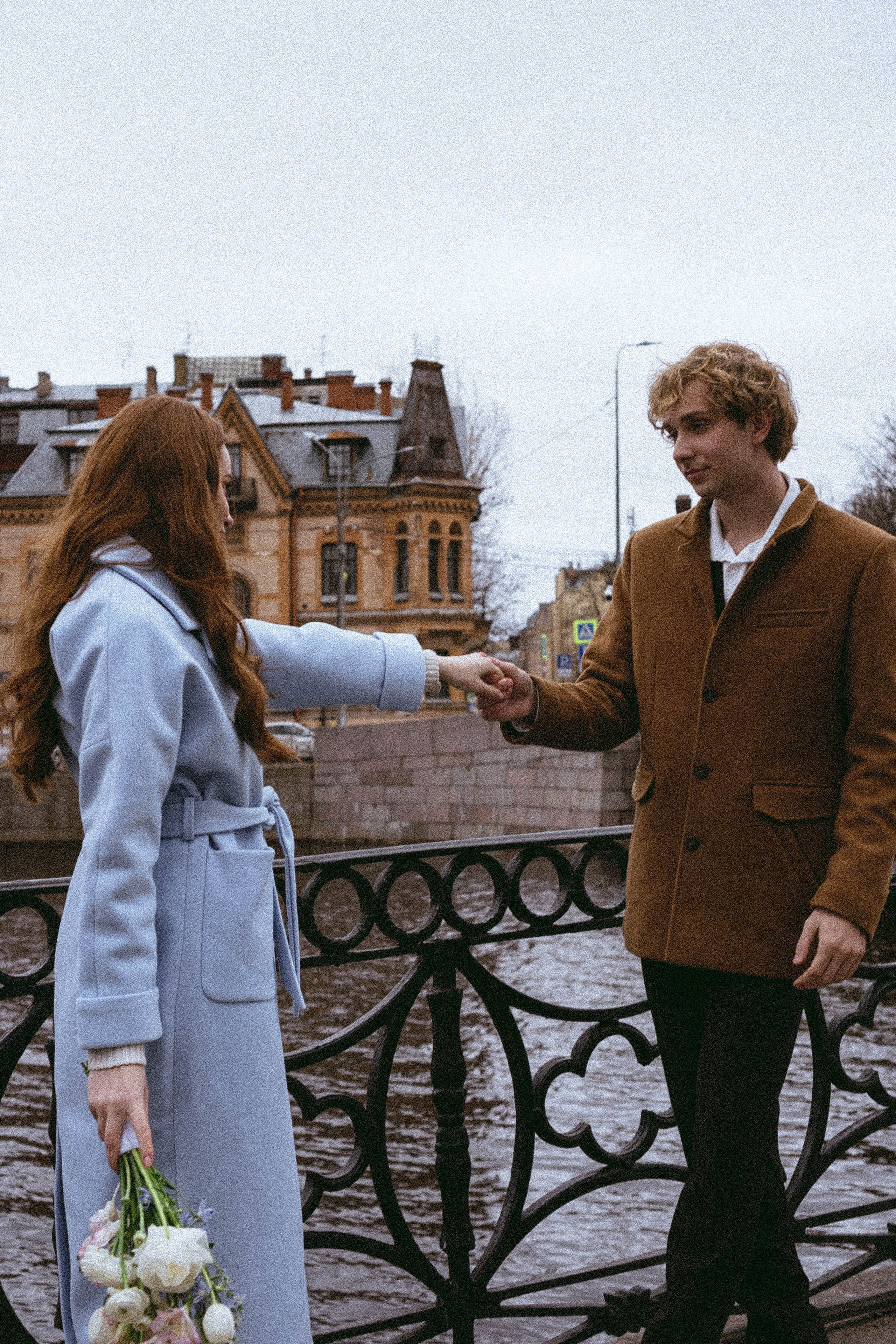 СВАДЕБНАЯ СЬЕМКА В ОТЕЛЕ. СБОРЫ ЖЕНИХА И НЕВЕСТЫ И ТАКЖЕ ТОР И ПОДГОТОВКА К ПРОГУЛКЕ И ПРОГУЛКА ПО ПЕТРОГРАДКЕ. Профессиональный фотограф, Санкт-Петербург — Виктория Богомолова