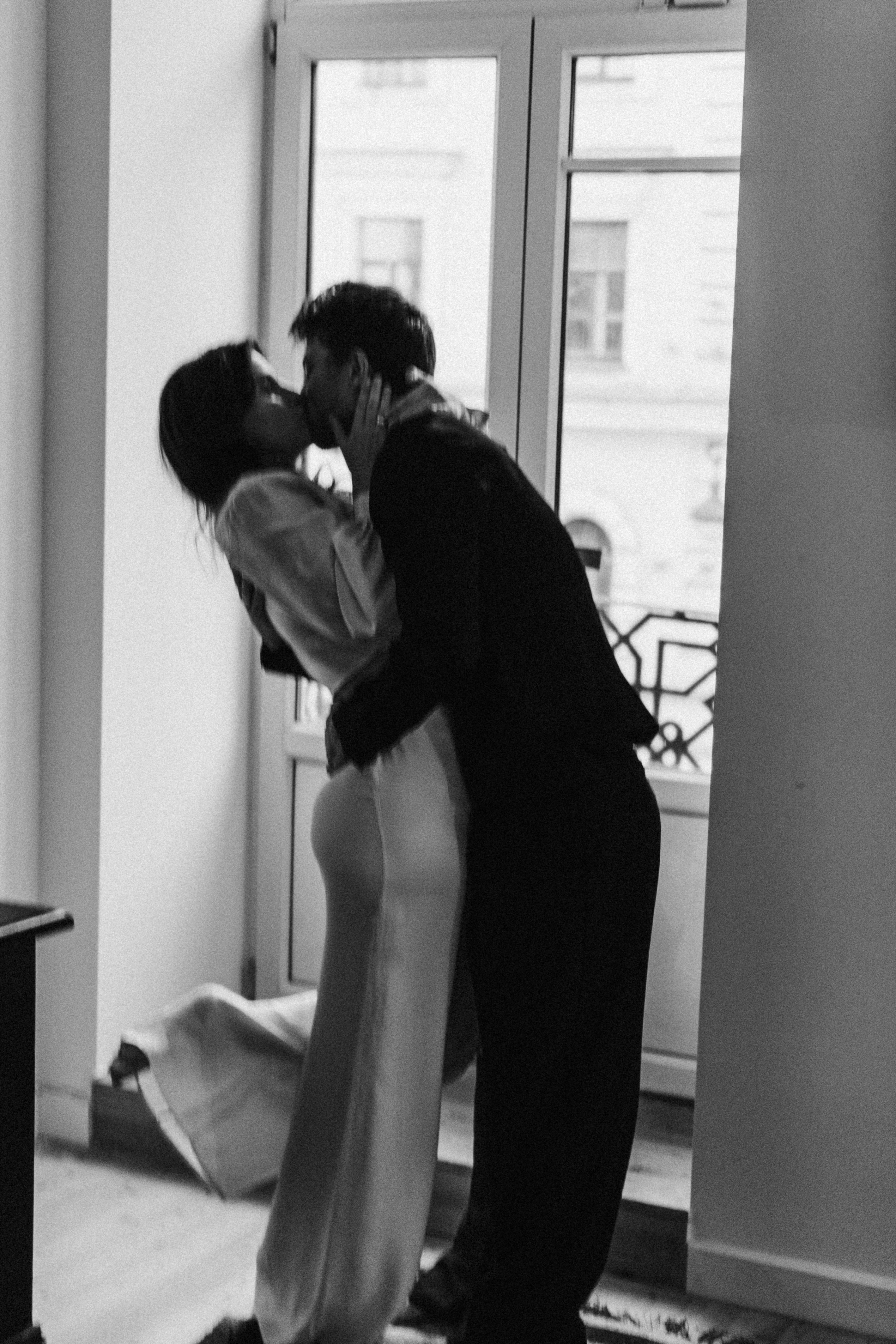 УТРО ЖЕНИХА И НЕВЕСТЫ В ПИТЕРСКОЙ КВАРТИРЕ И СЬЕМКА С СВАДЕБНЫХ ОБРАЗАХ. Профессиональный фотограф, Санкт-Петербург — Виктория Богомолова