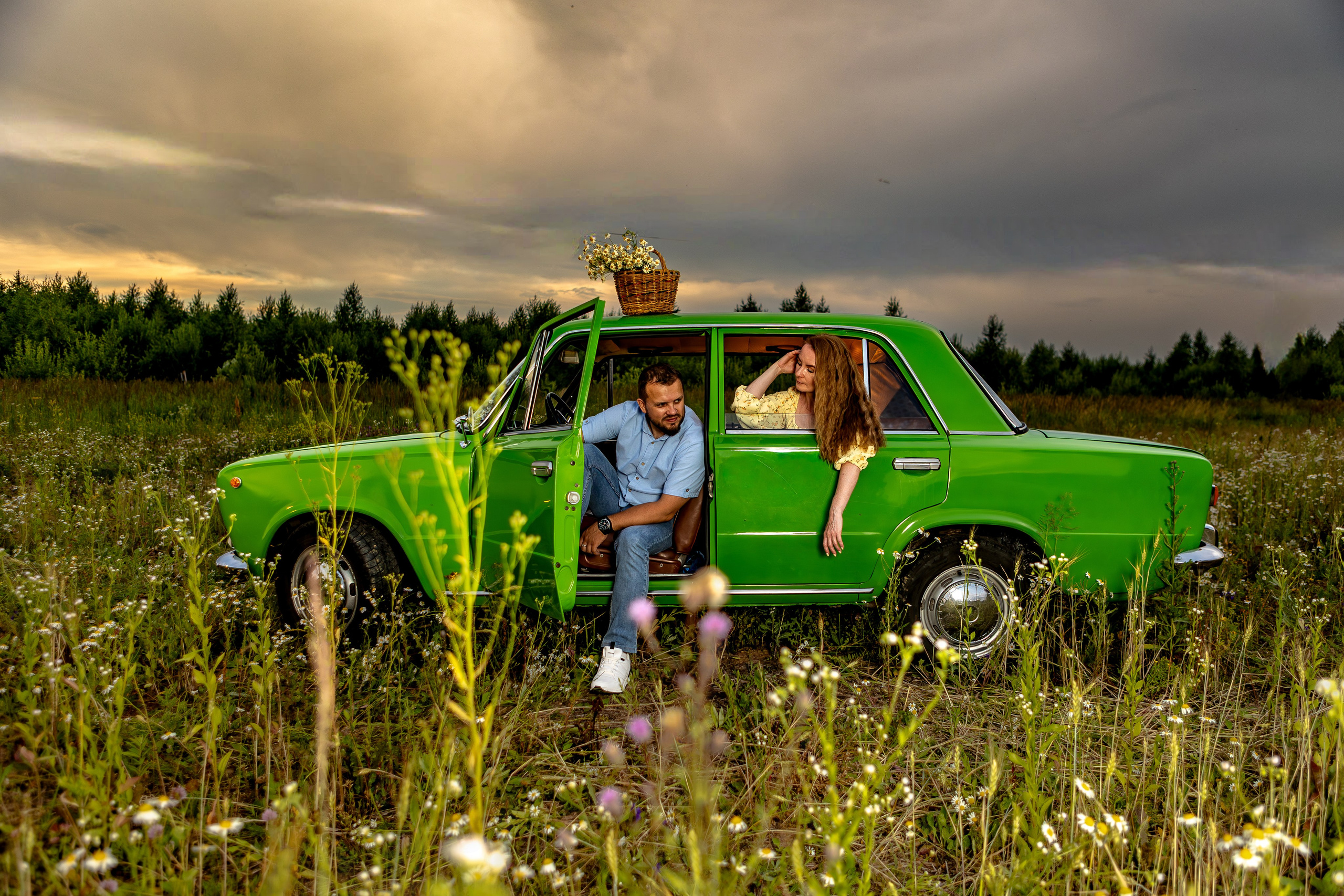 Soviet Love Story Михаил и Евгения. Reportage, studio, wedding, motorsport, commercial, photo shoot: Photographers Nikolai and Elena DvoTar