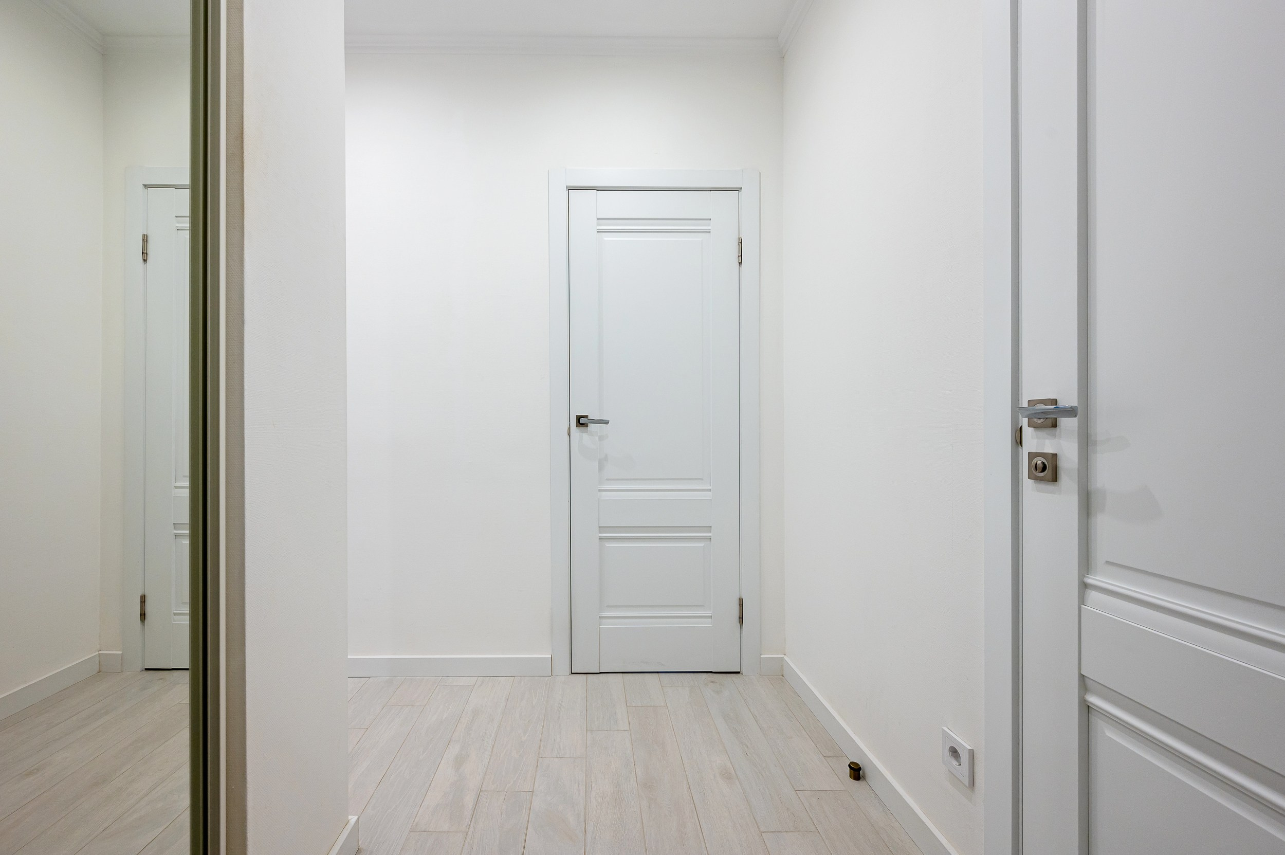 Квартира на продажу в Санкт-Петербурге. Интерьерный фотограф. Фото- видеосъемка недвижимости Санкт-Петербург