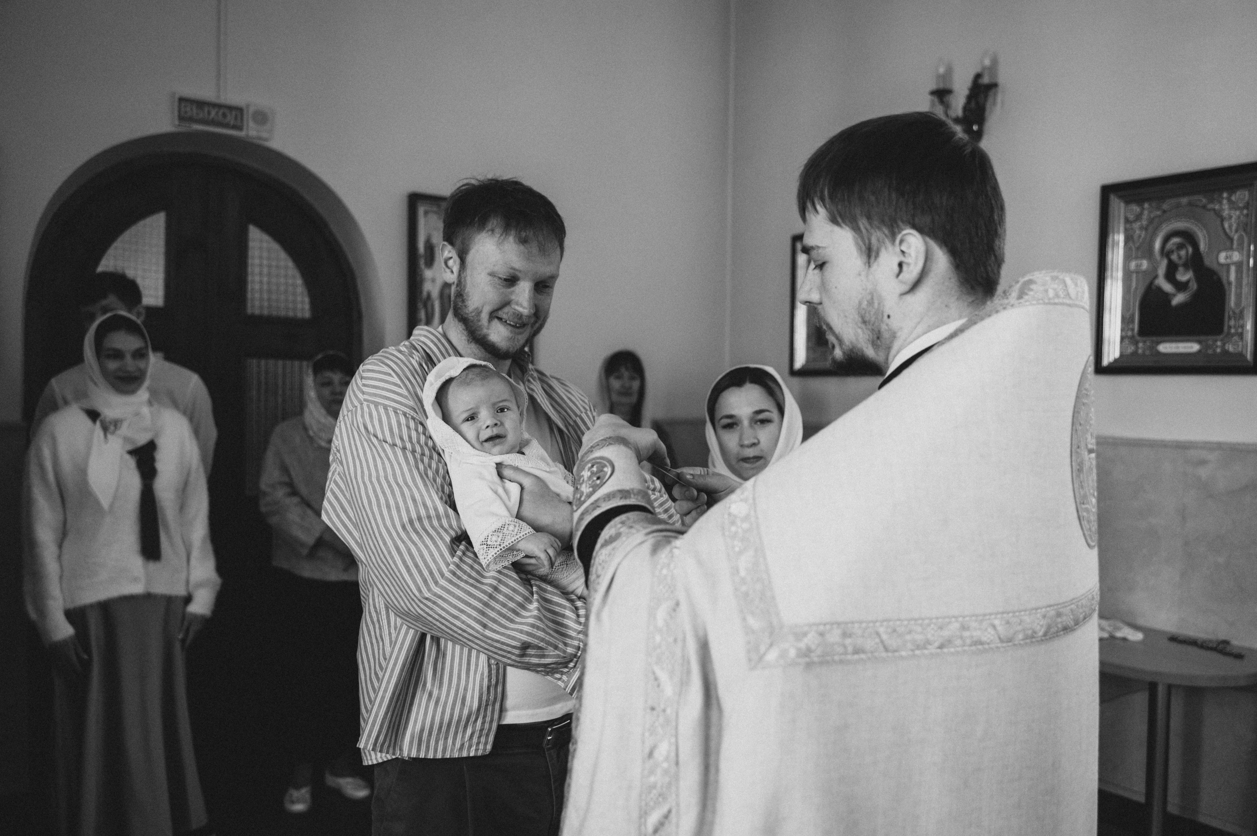 Крещение Артура (Храм Марии Магдалины). Семейный фотограф в Минске Дарья Дреко