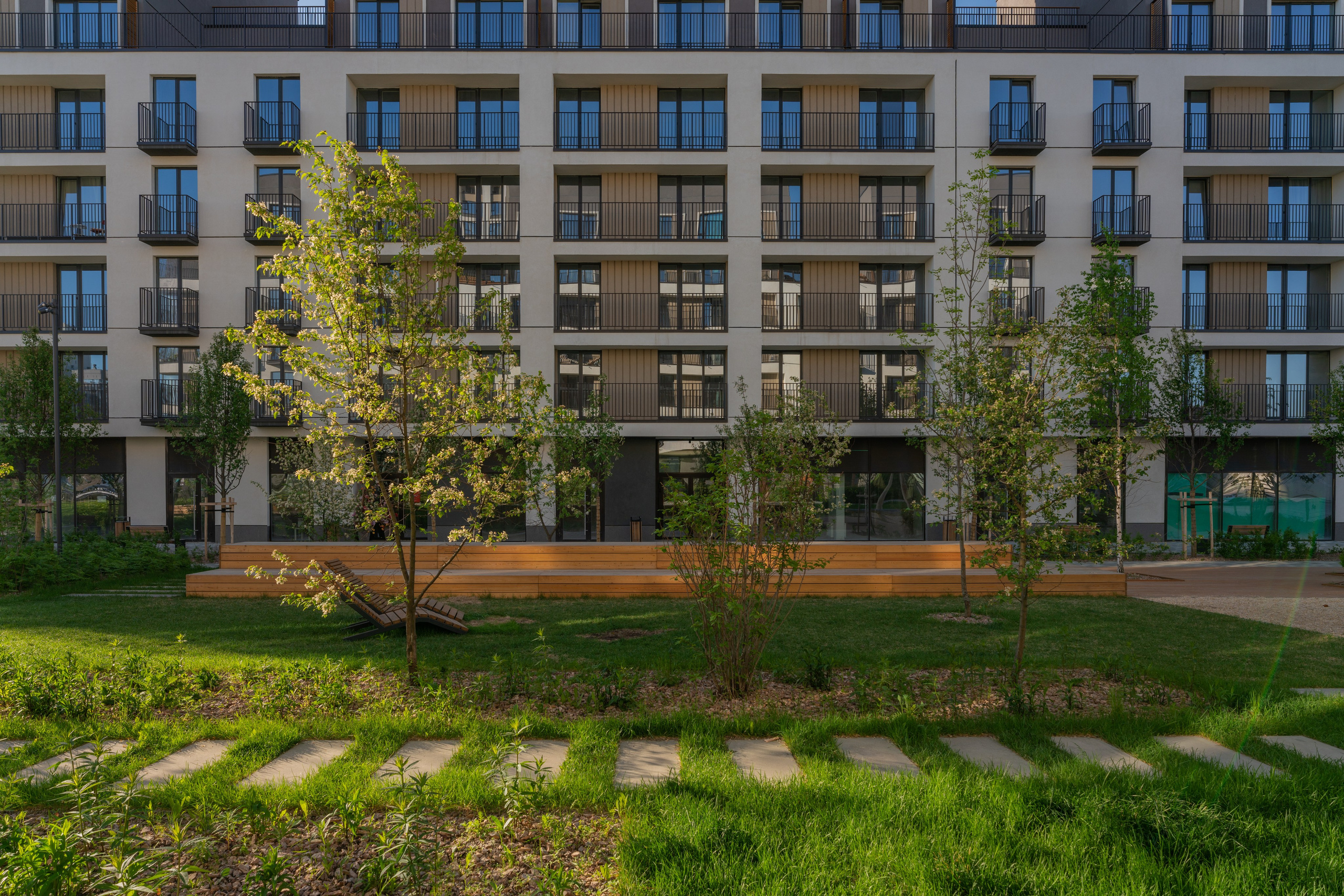 На Академическом | Брусника. Архитектурный фотограф Кирилл Цыбенко. Работаю в Москве, по всей России и Миру