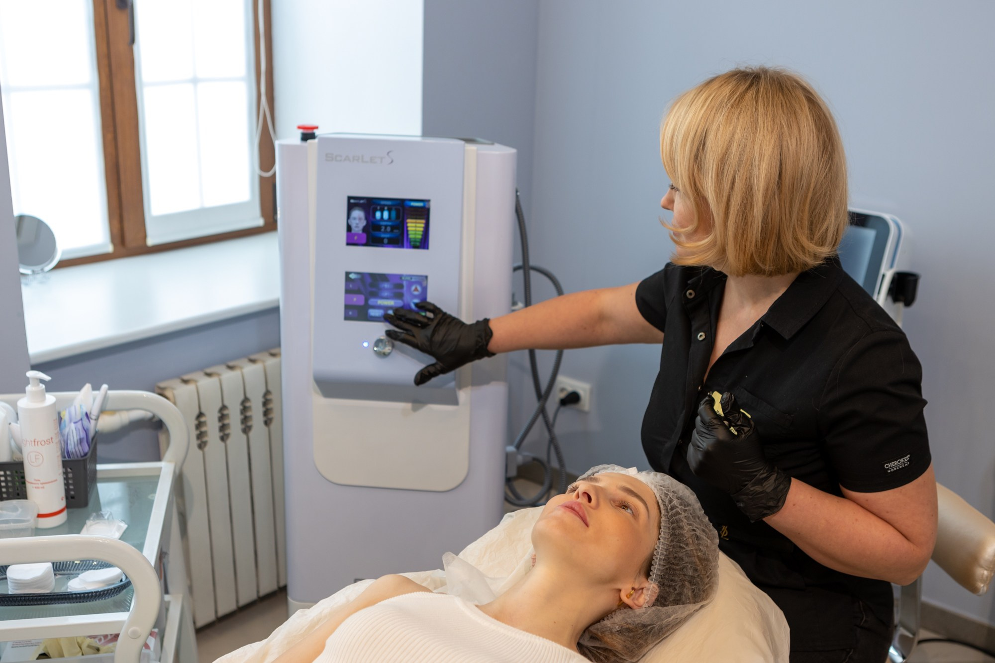 Микроигольчатый RF-лифтинг Scarlet S. Фотограф в Оренбурге. Профессиональный фотограф