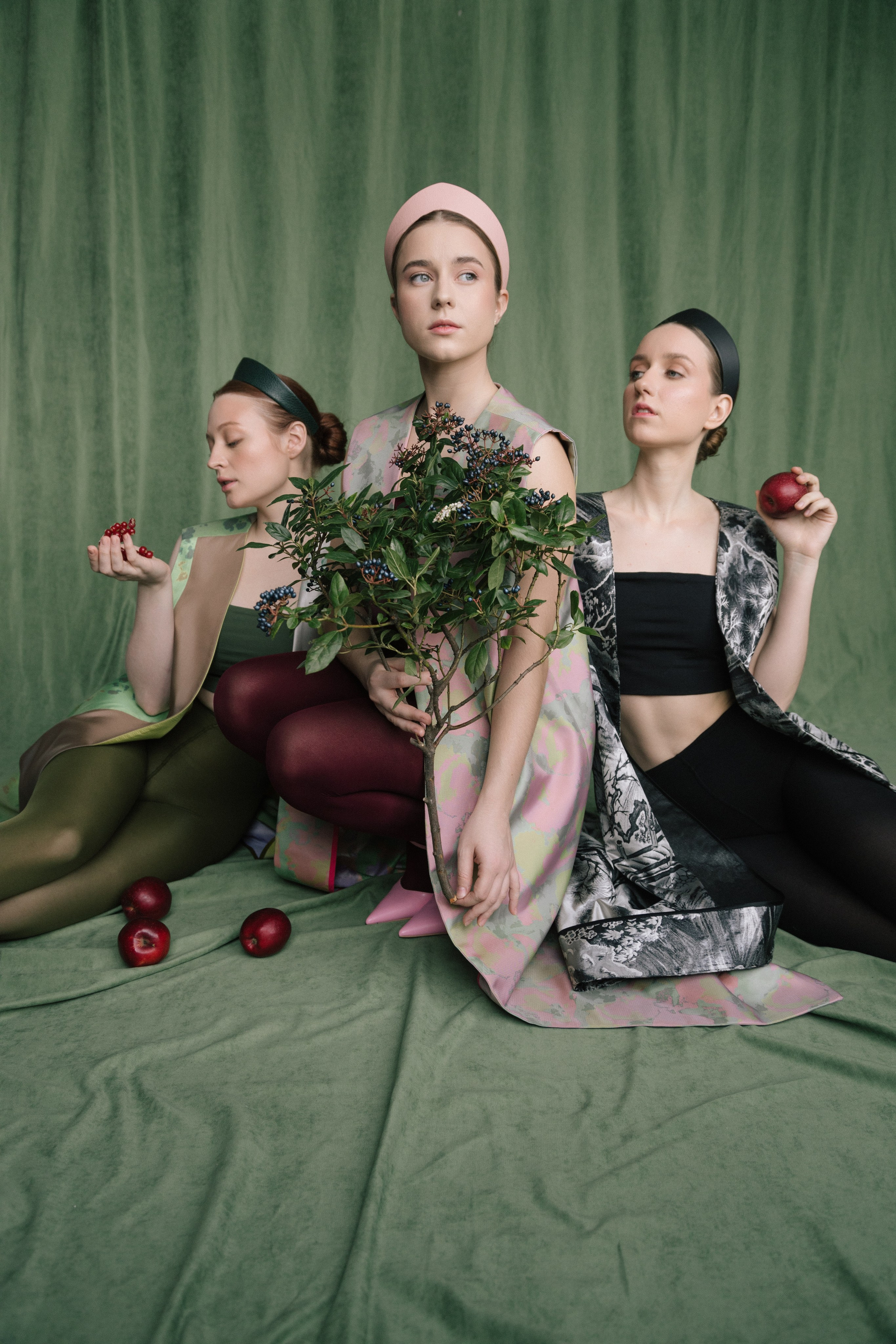 Content | Кафтаны