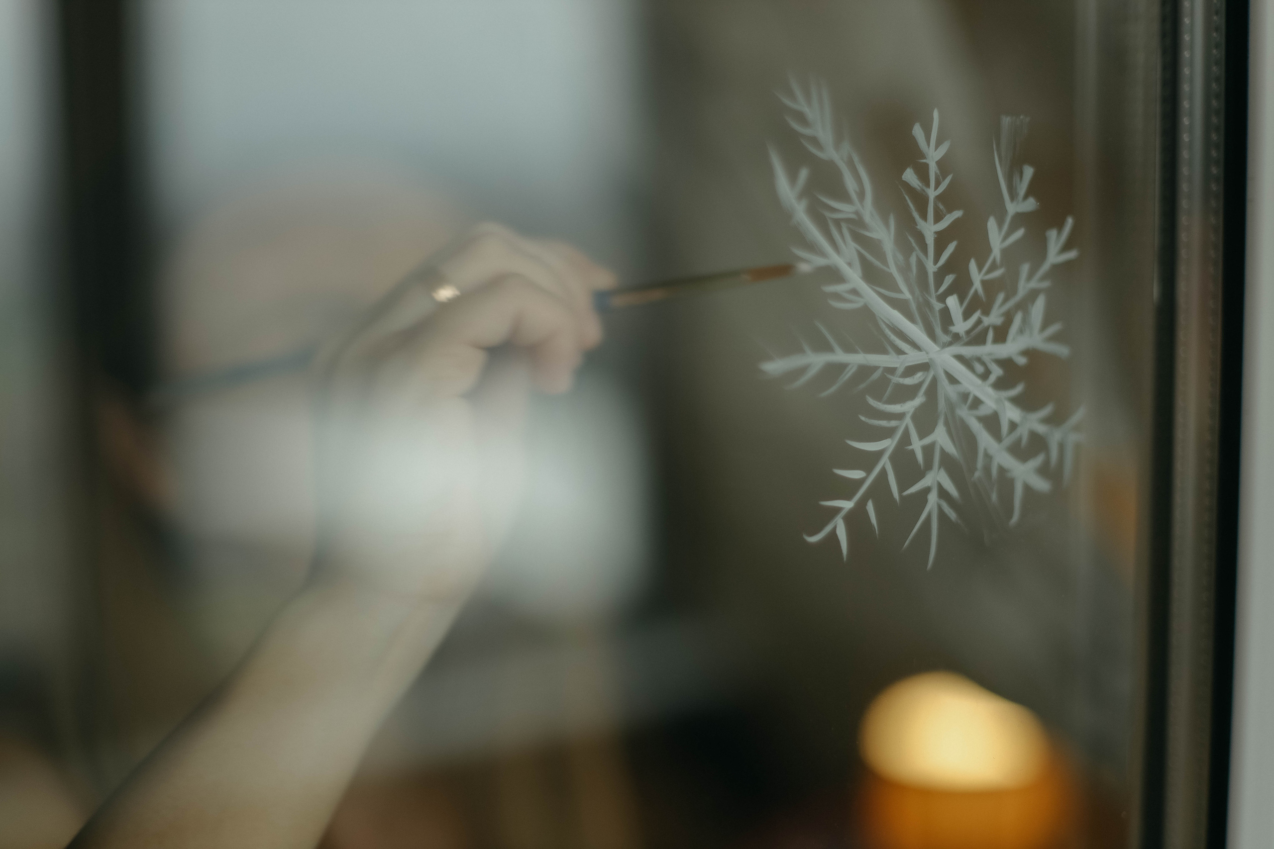 Алена, Ксюша и снежинки. Семейный фотограф Анапа