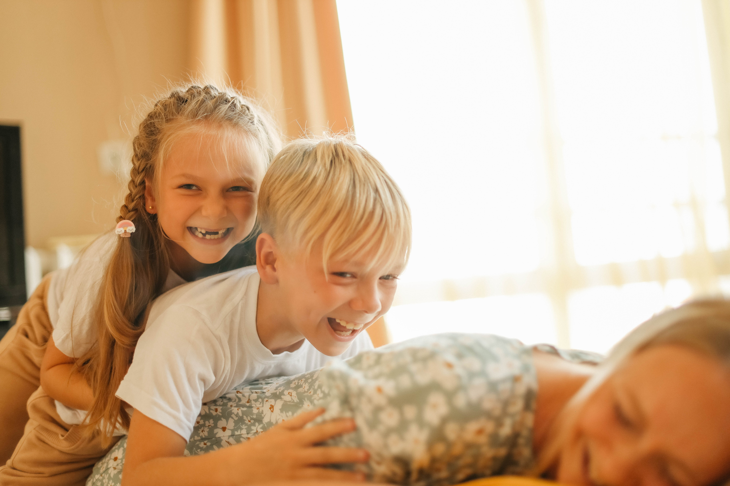 Катя, Дима, Матвей, Милана и Мирослава. Семейный фотограф Анапа