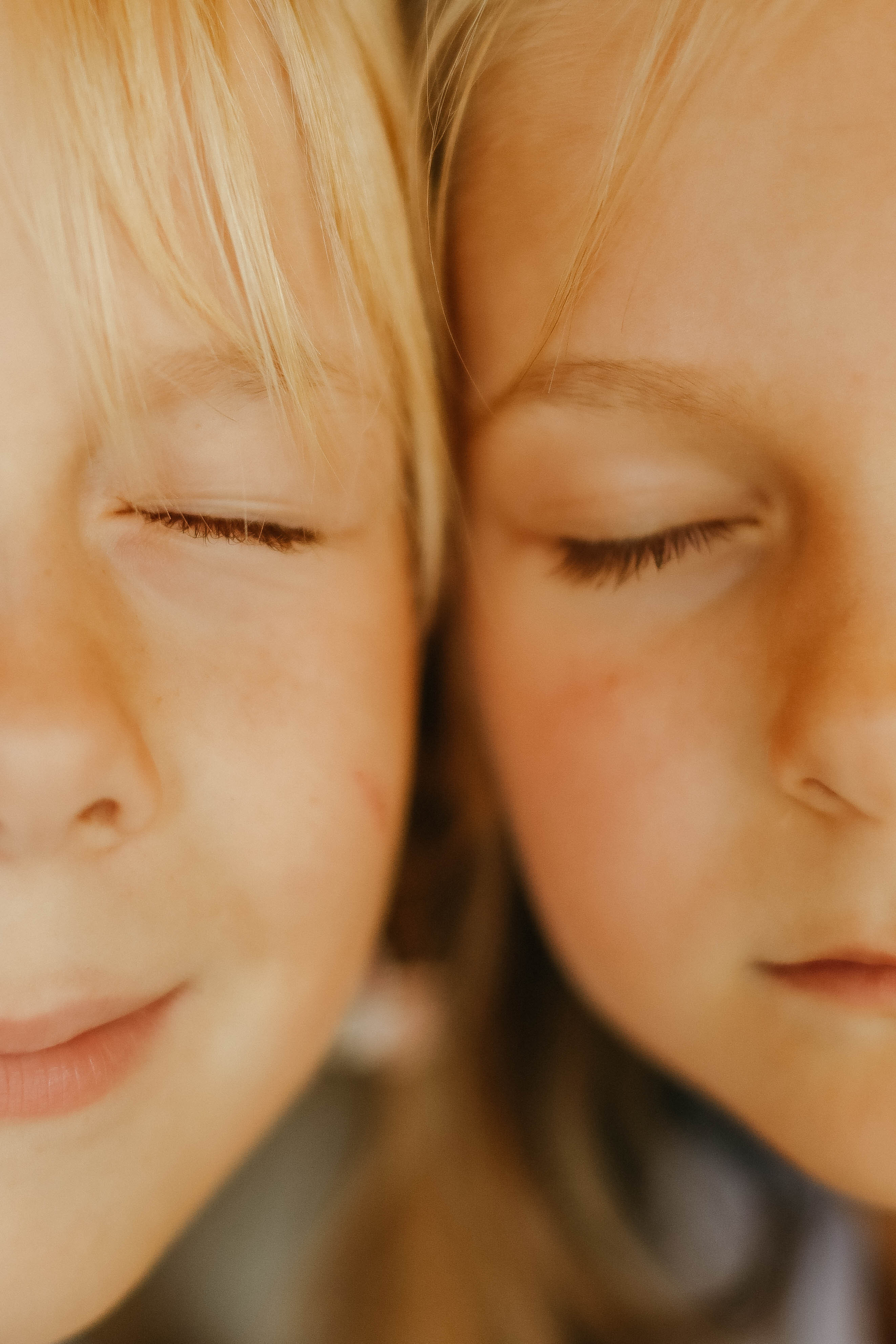 Катя, Дима, Матвей, Милана и Мирослава. Семейный фотограф Анапа