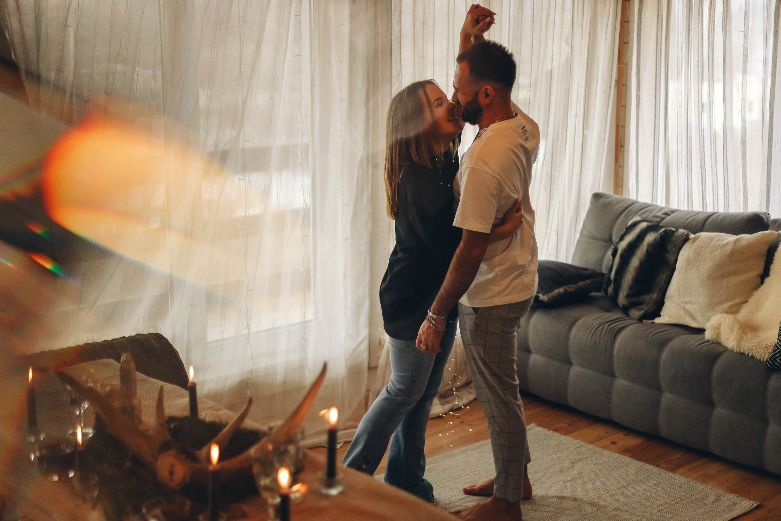 Юля и Слава в шале. Семейный фотограф Анапа