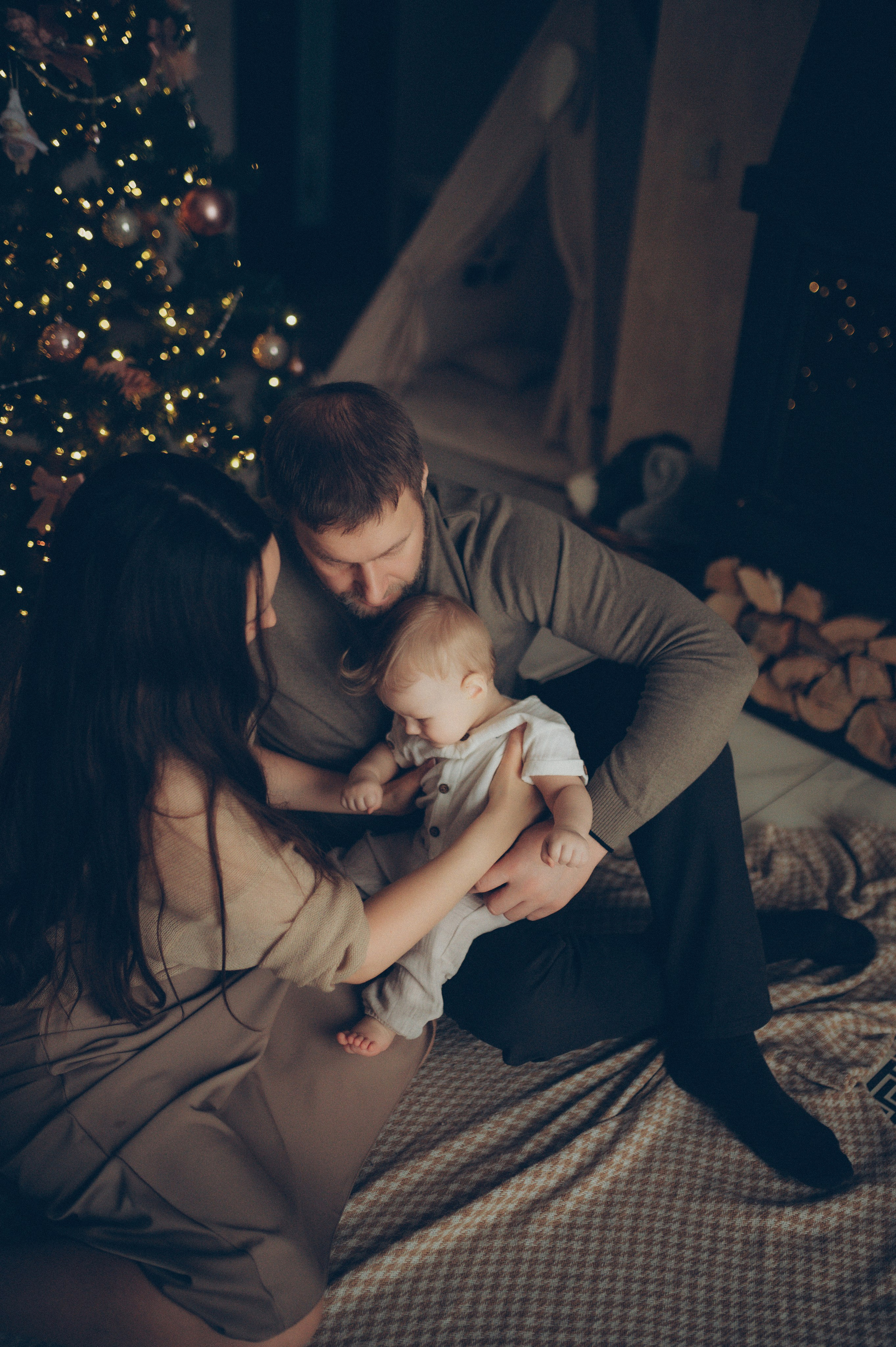 Лева, Жанна и Владимир (новогодняя домашняя). Фотограф, г. Лесной Свердловской области