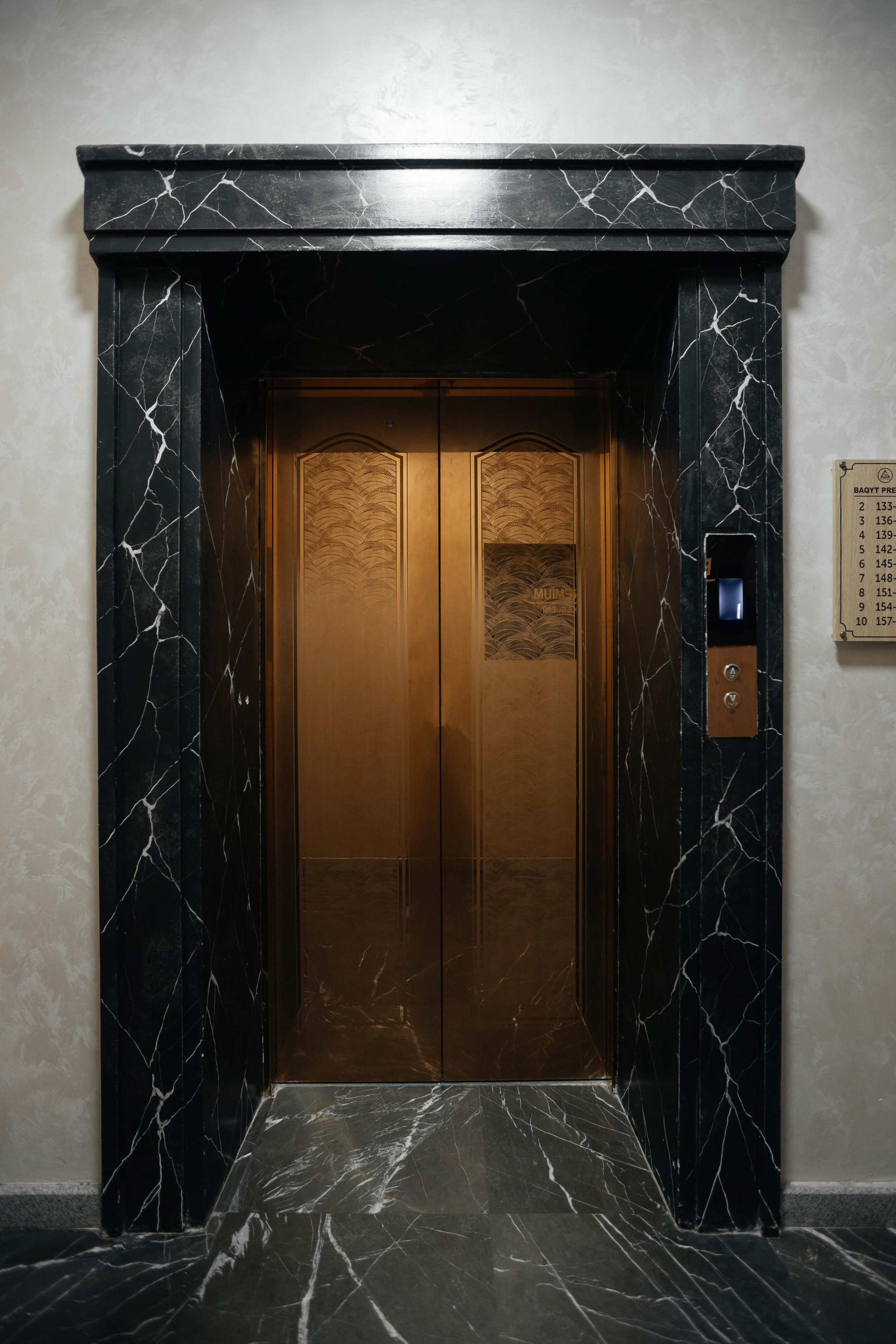 Проект 4. Lift Master. Дата: март 2023. Профессиональный фотограф в городе Астана/Алматы Даурен Сембаев