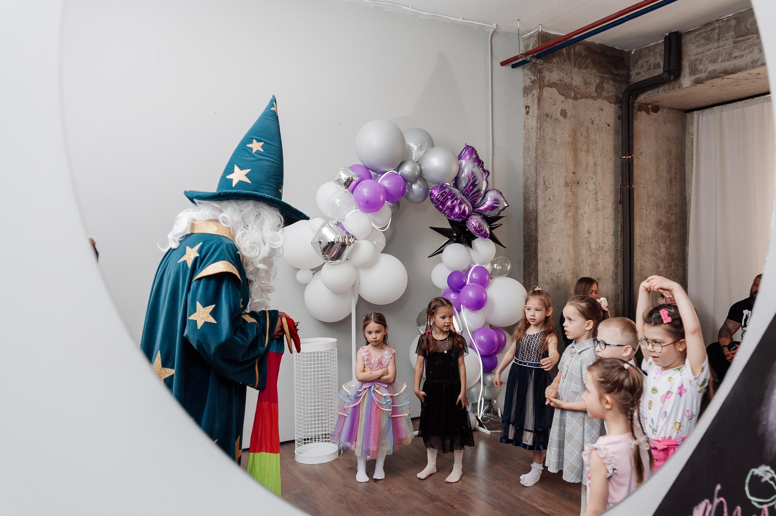 Детский день рождения в лофте Adavi. Свадебный и репортажный фотограф СПб