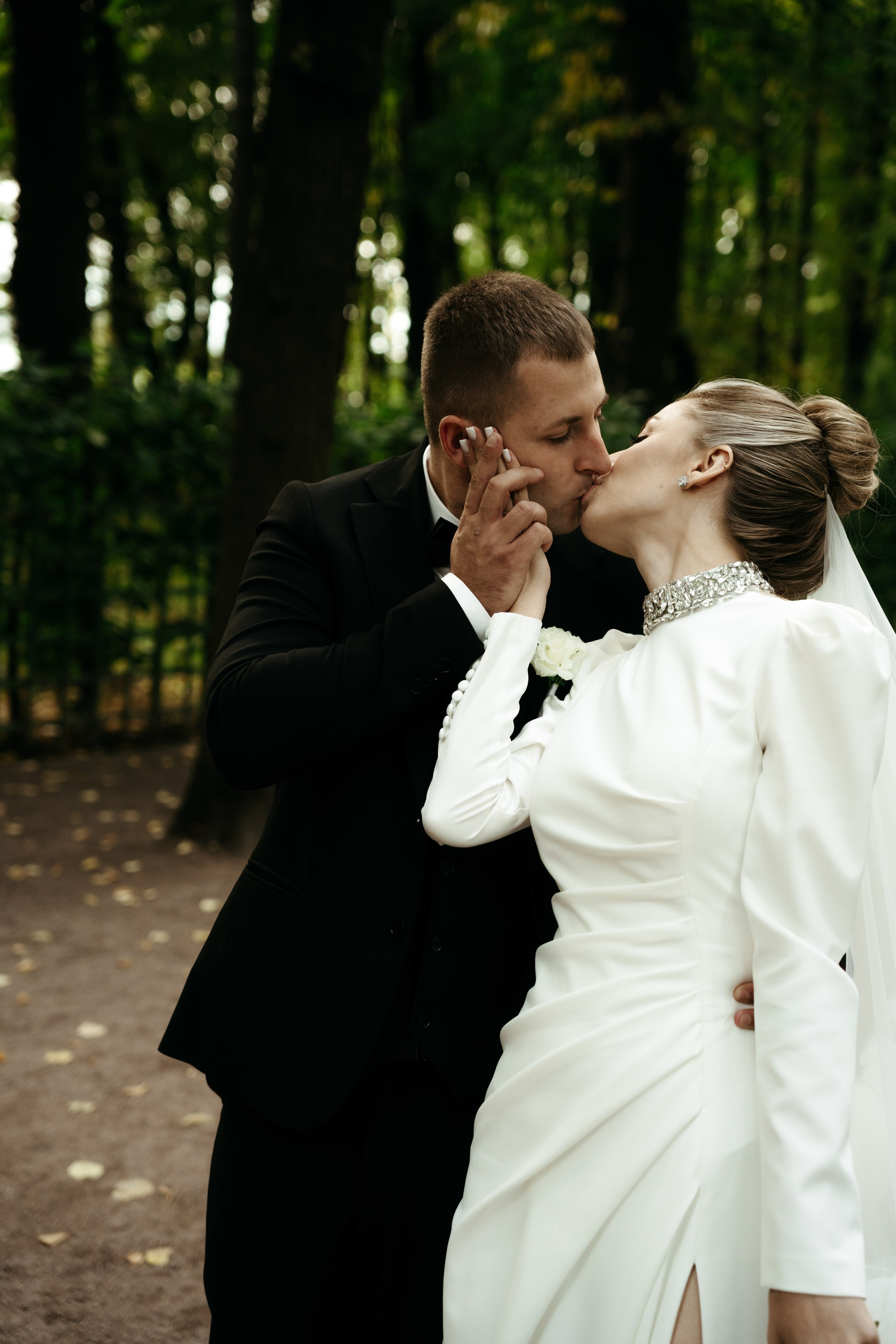 Однажды в летнем саду. Свадебный фотограф в Петербурге Таша Вайб