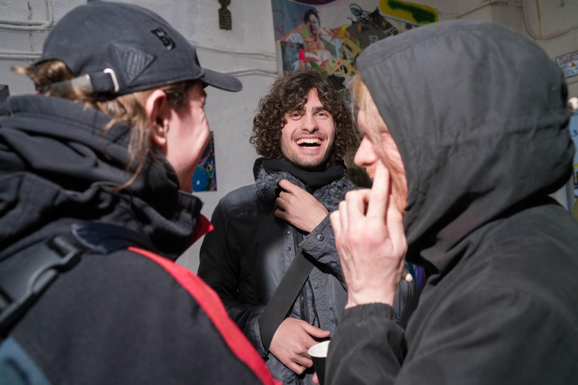 Вернисаж выставки «Параллельные сны» @ 10.203. Фотограф Саша Оверчук