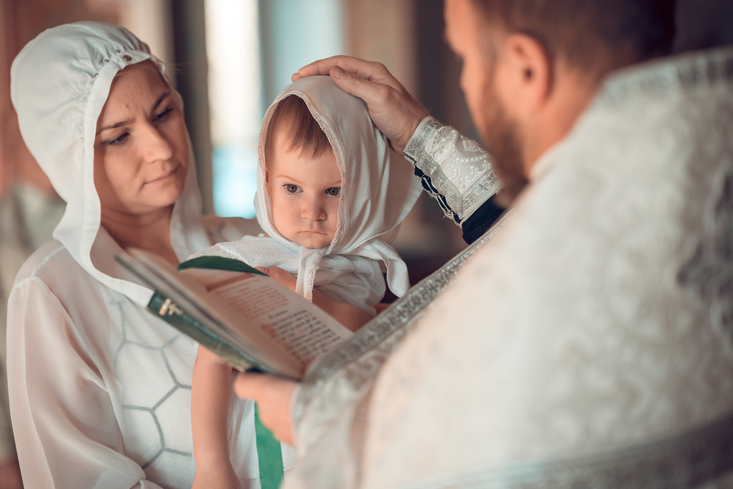 Крещение Веры Храм Иоанна Предтечи Красноярск. Фотограф на Крещение и Венчание в Красноярске Рамазанова Юлия