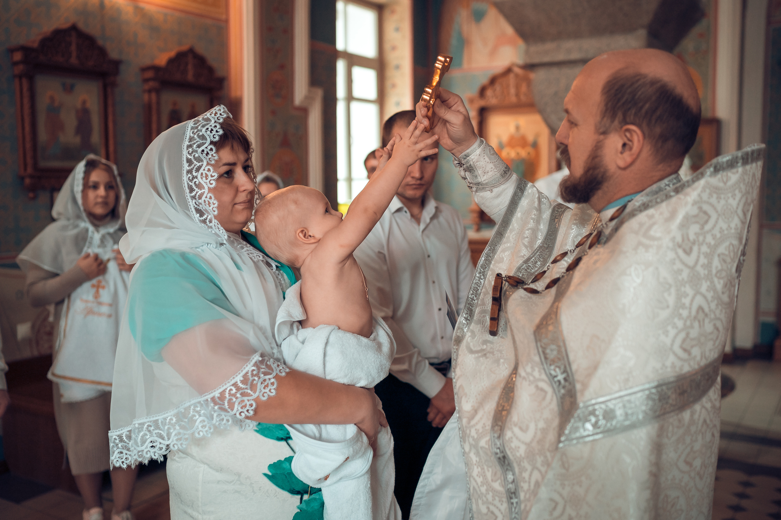 Крещение Артема Храм Иоанна Предтечи Красноярск. Фотограф на Крещение и Венчание в Красноярске Рамазанова Юлия