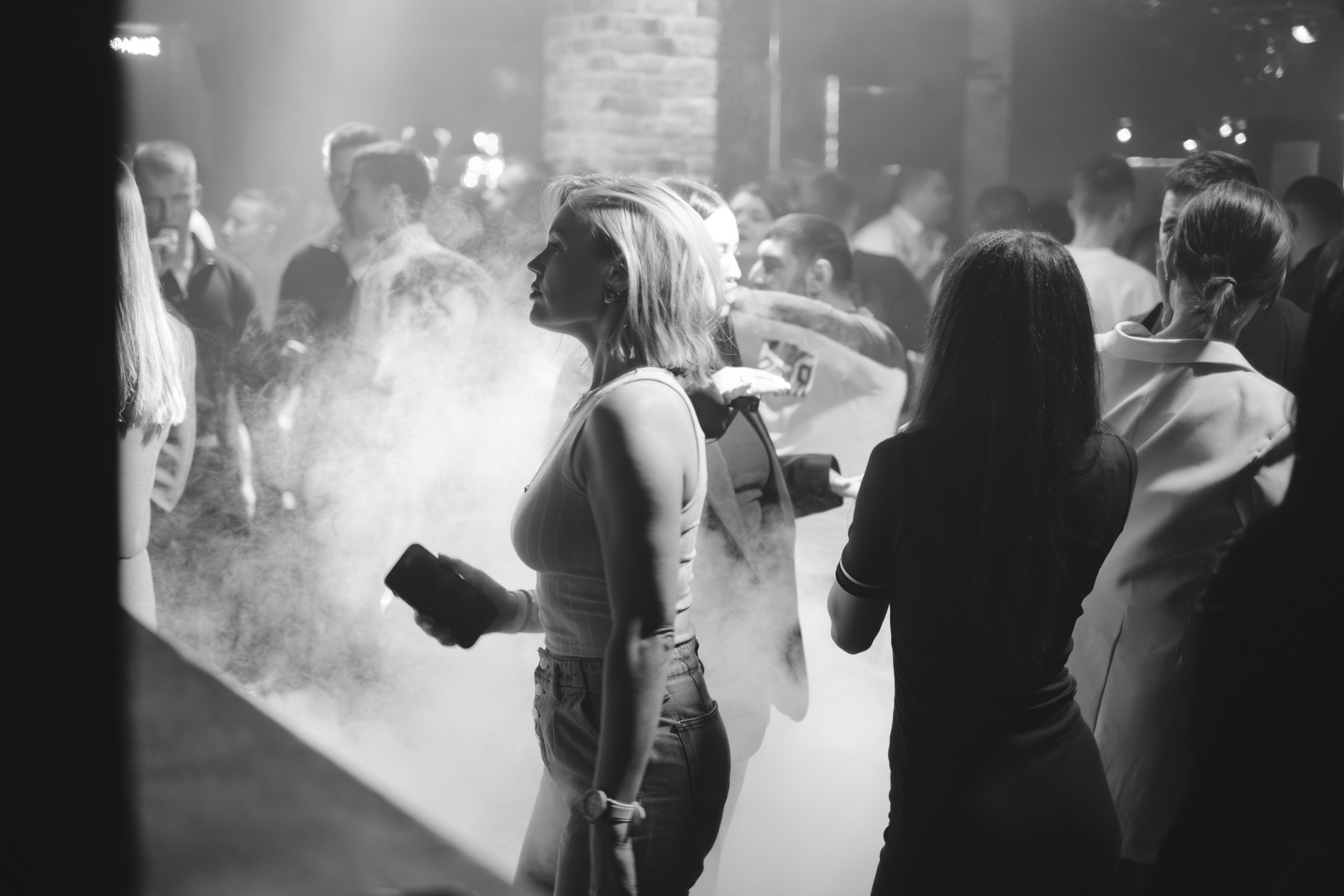 Вечеринка в клубе «Сова». Концерт группы «Инфинити». Профессиональный фотограф в Москве и МО Денис Кулешов