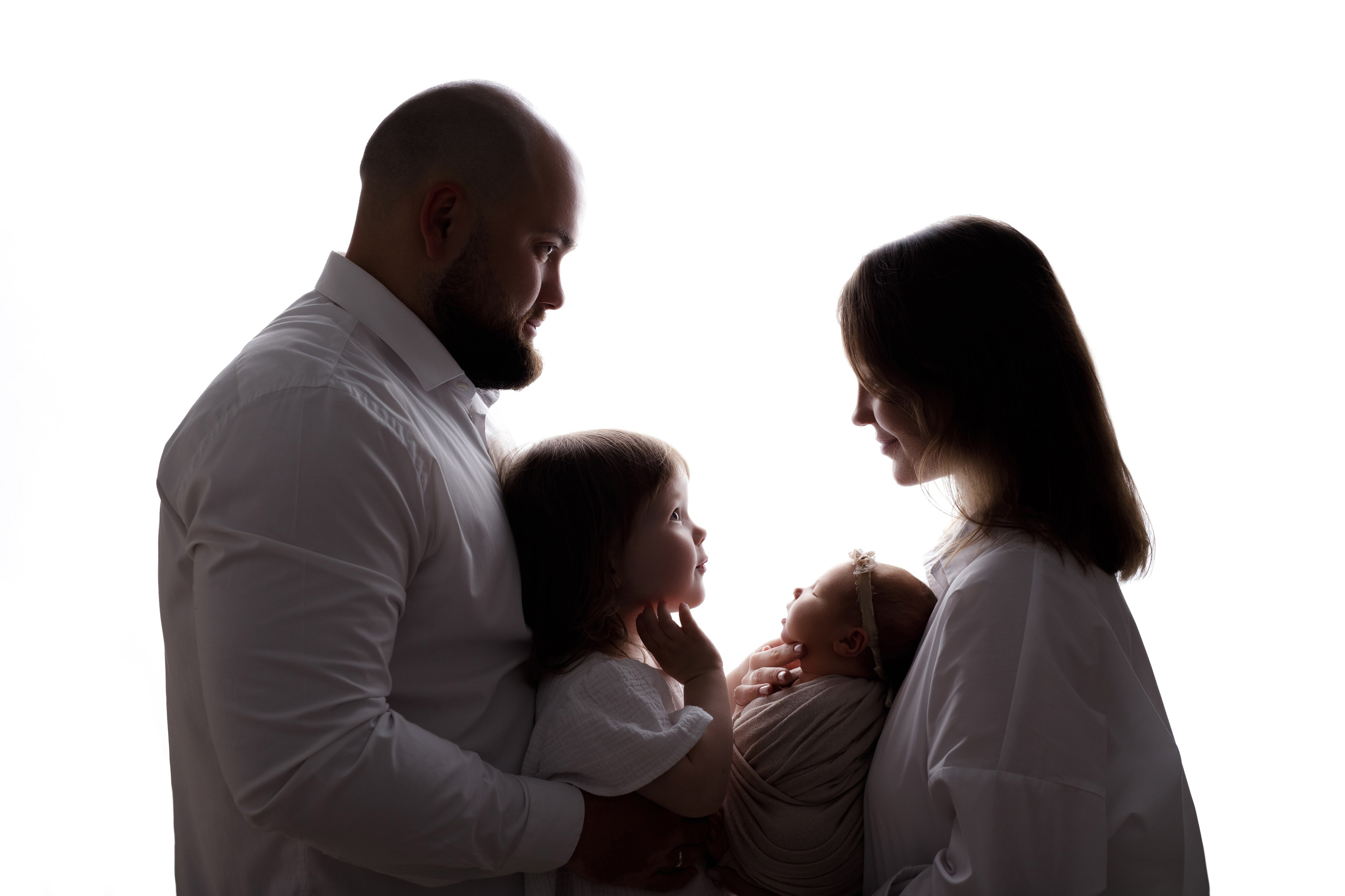 Семейные кадры newborn. Фотограф новорожденных в Ярославле Ольга Зимина