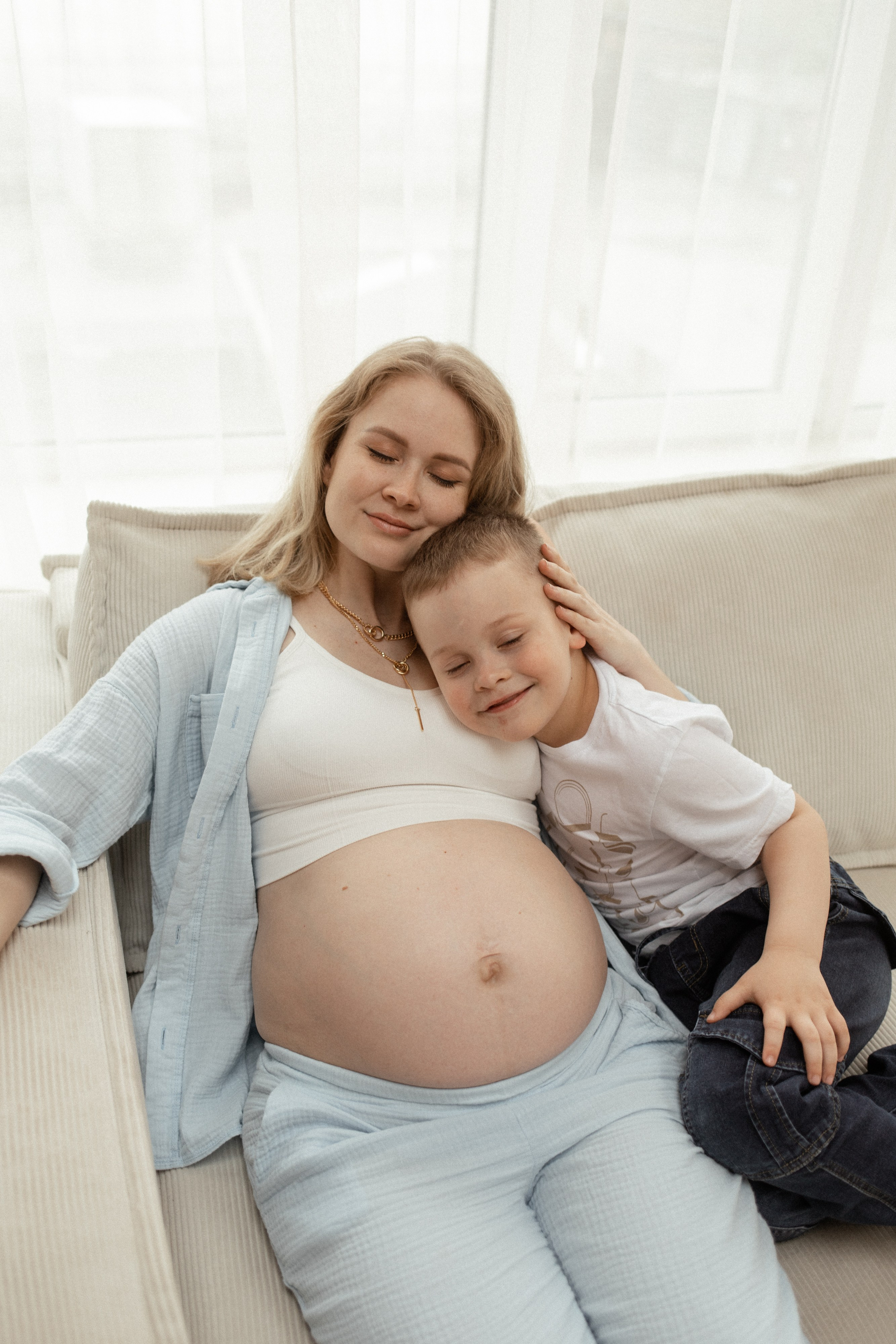 Павел, Костик и Екатерина с животиком. Семейный фотограф Челябинск