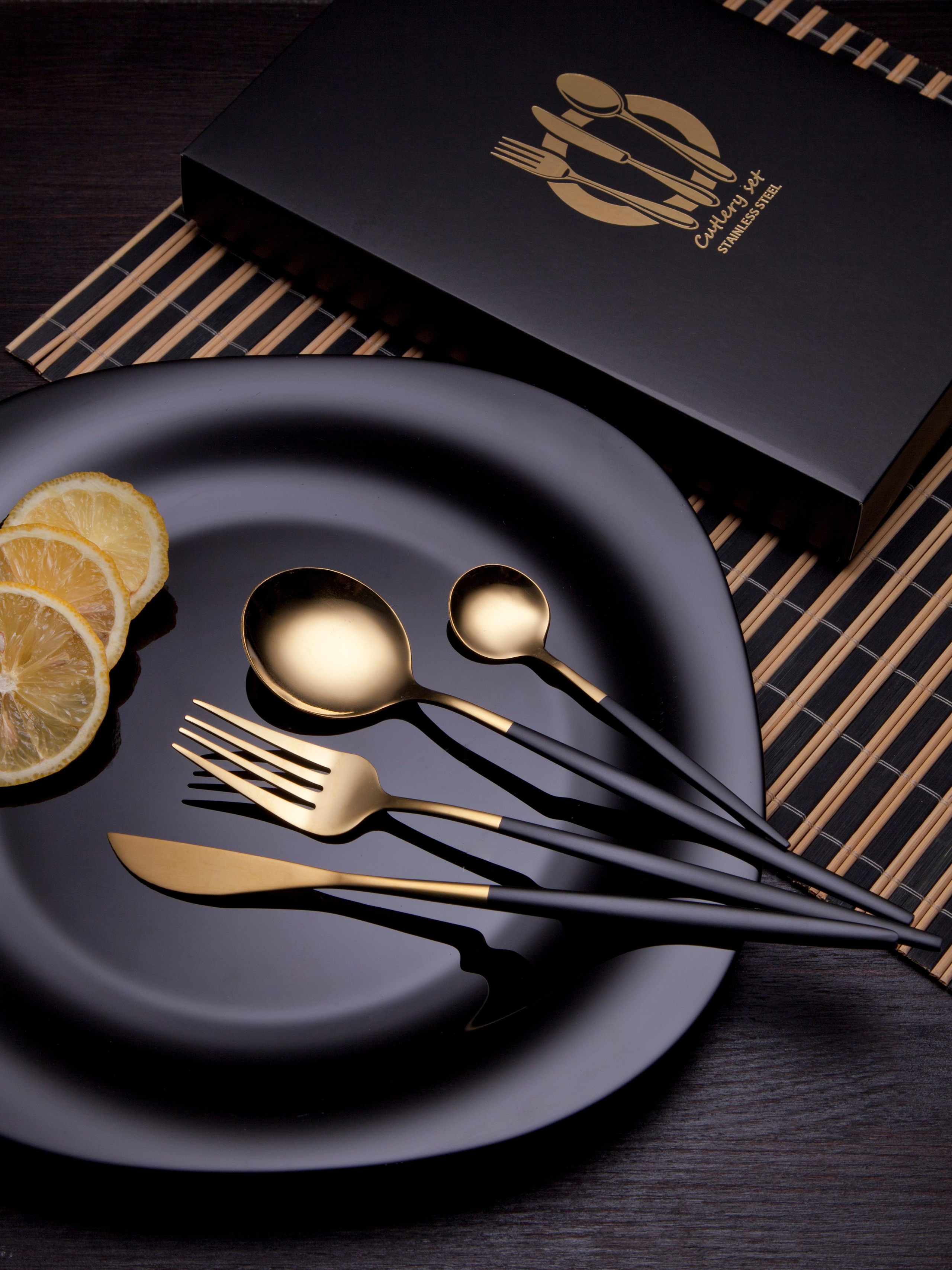 Рекламная съемка. Столовые приборы. Фотограф Мария Кольцова