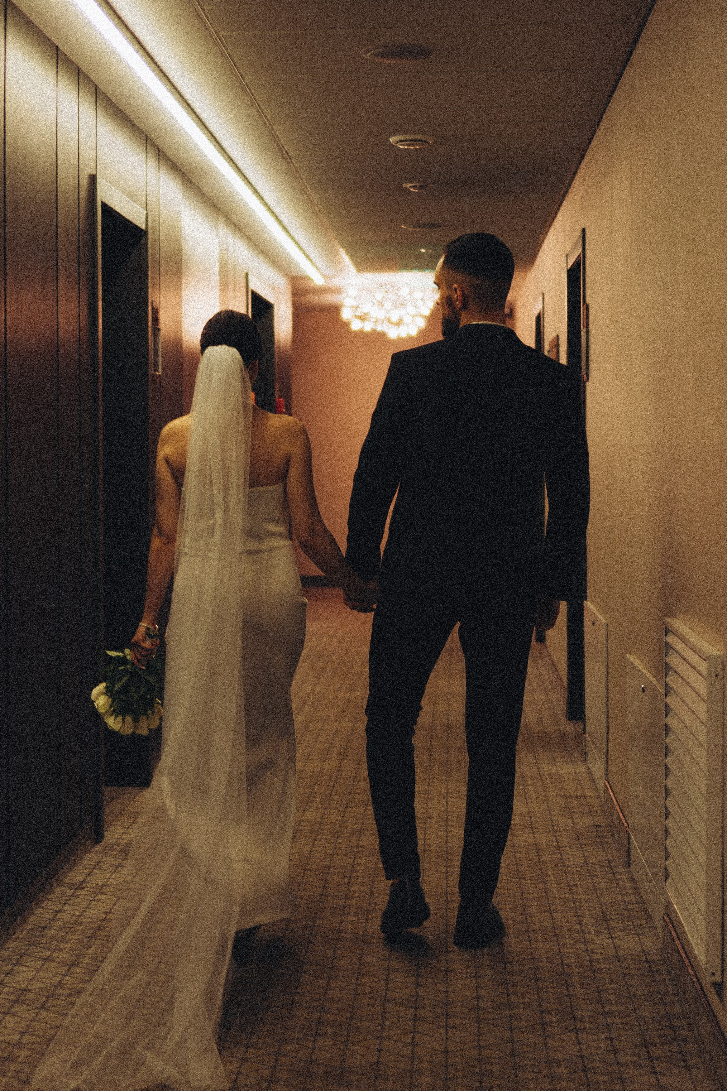 СВАДЕБНАЯ СЬЕМКА СБОРОВ ЖЕНИХА И НЕВЕСТЫ В ОТЕЛЕ И ТАКЖЕ ФОТОСЕССИИЯ В ОТЕЛЕЕ МЕГАПОЛИС БРЯНСК. Профессиональный фотограф, Санкт-Петербург — Виктория Богомолова