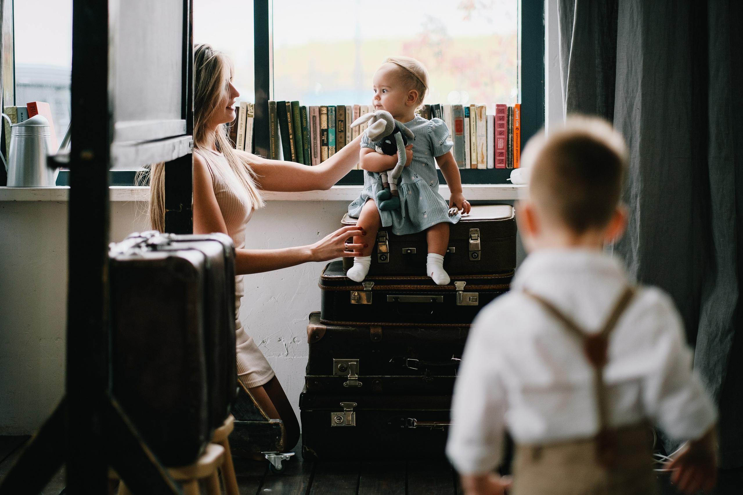Небольшая фотосессия в студии на 1 годик. Фотограф Михаил Ерохин | Москва