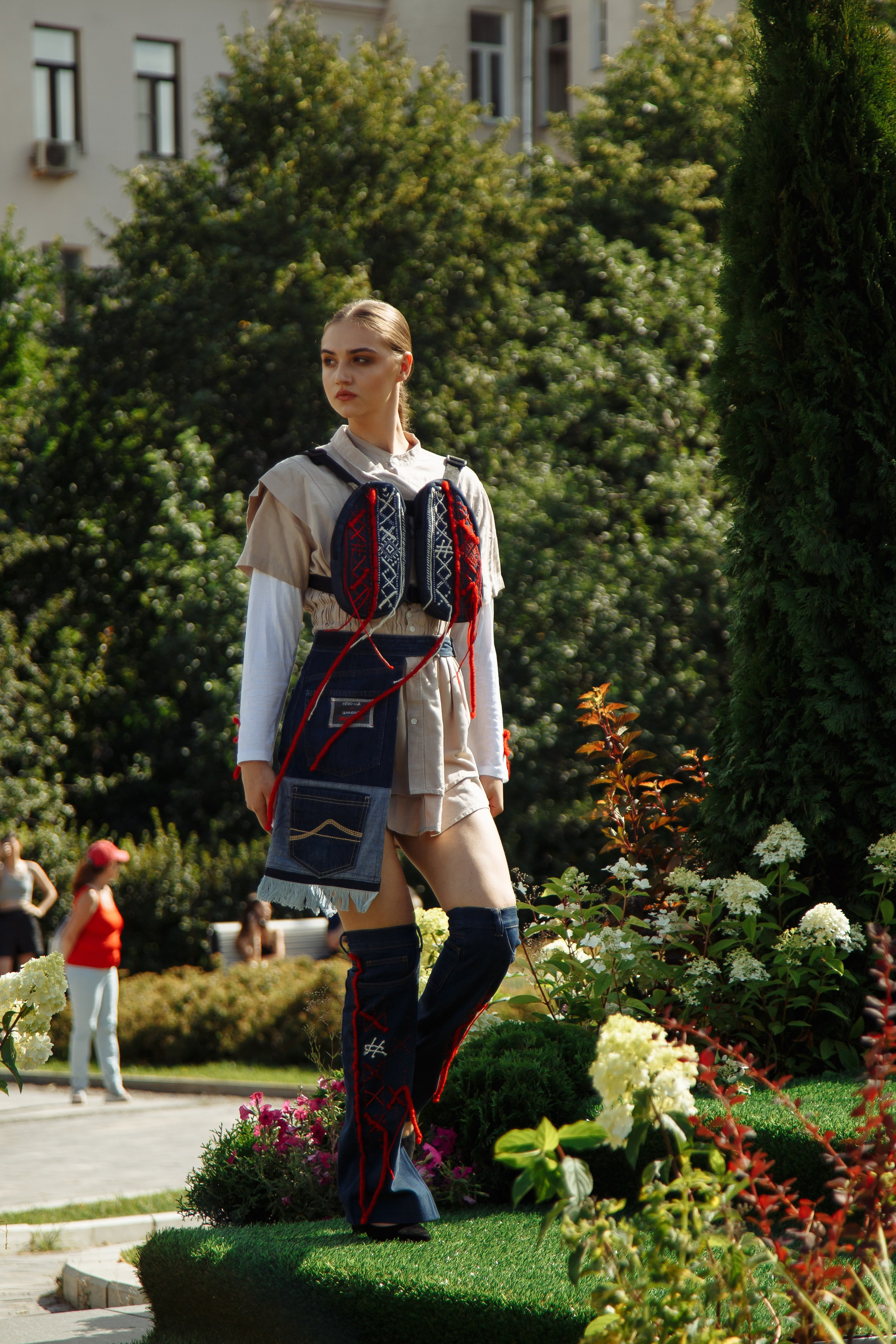 Зеленый подиум. Свадебный Семейный Репортажный фотограф в Москве