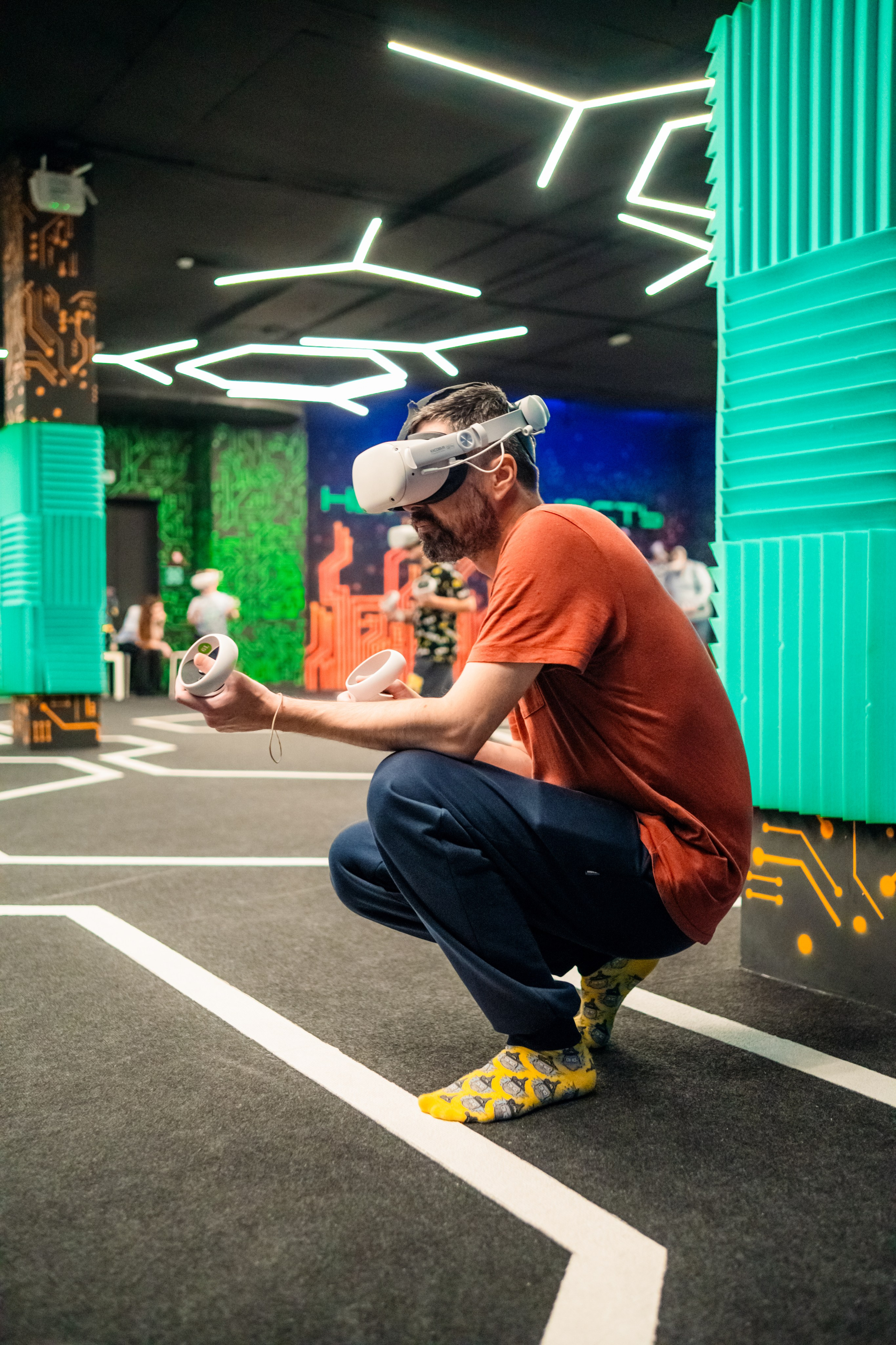 VR (November-December 2024). Felixtones