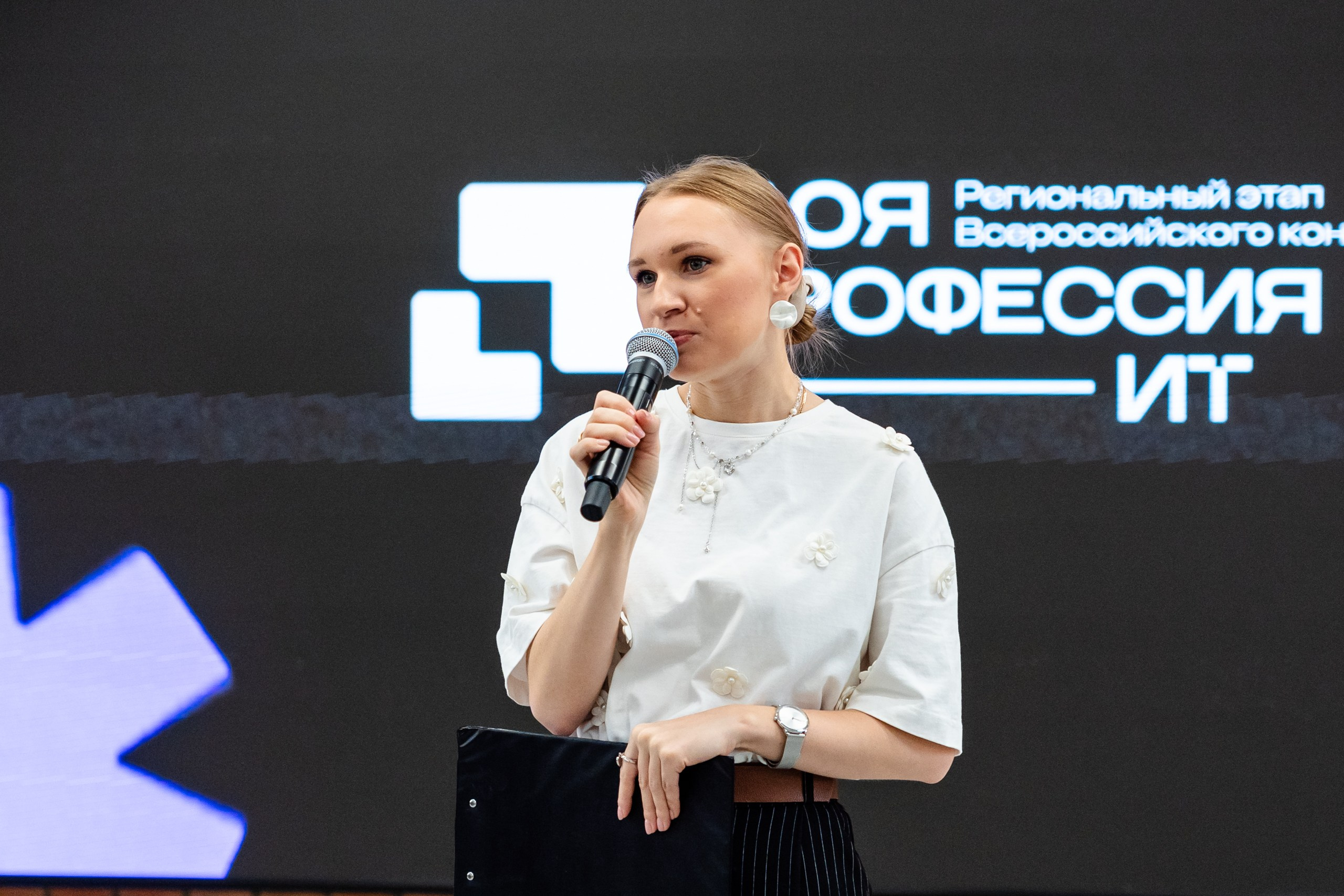 Неймарк. Моя профессия IT. Репортажный и портретный фотограф в Нижнем Новгороде Максим Горшков