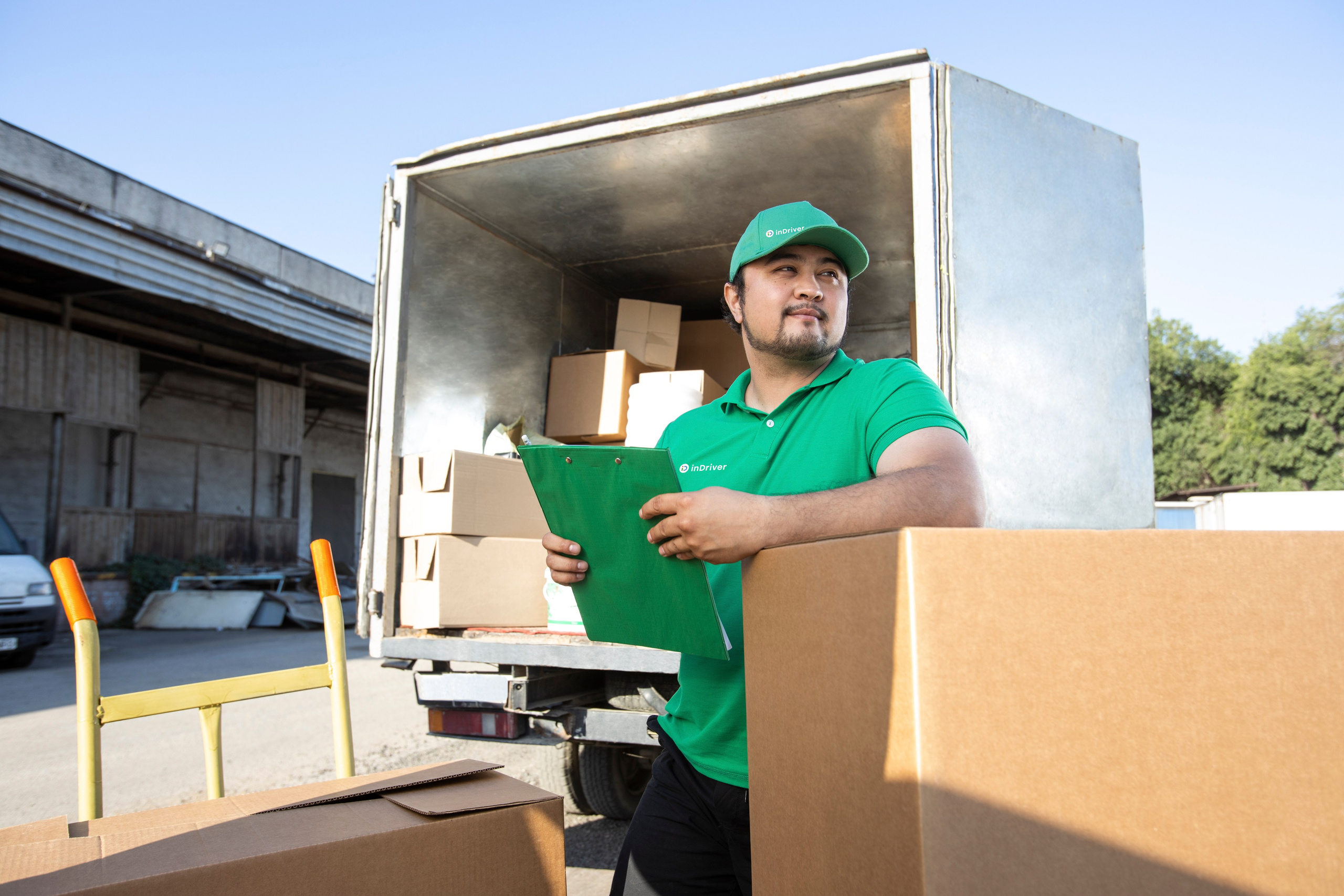 Реклама. Фотограф в Алматы Виктор Магдеев