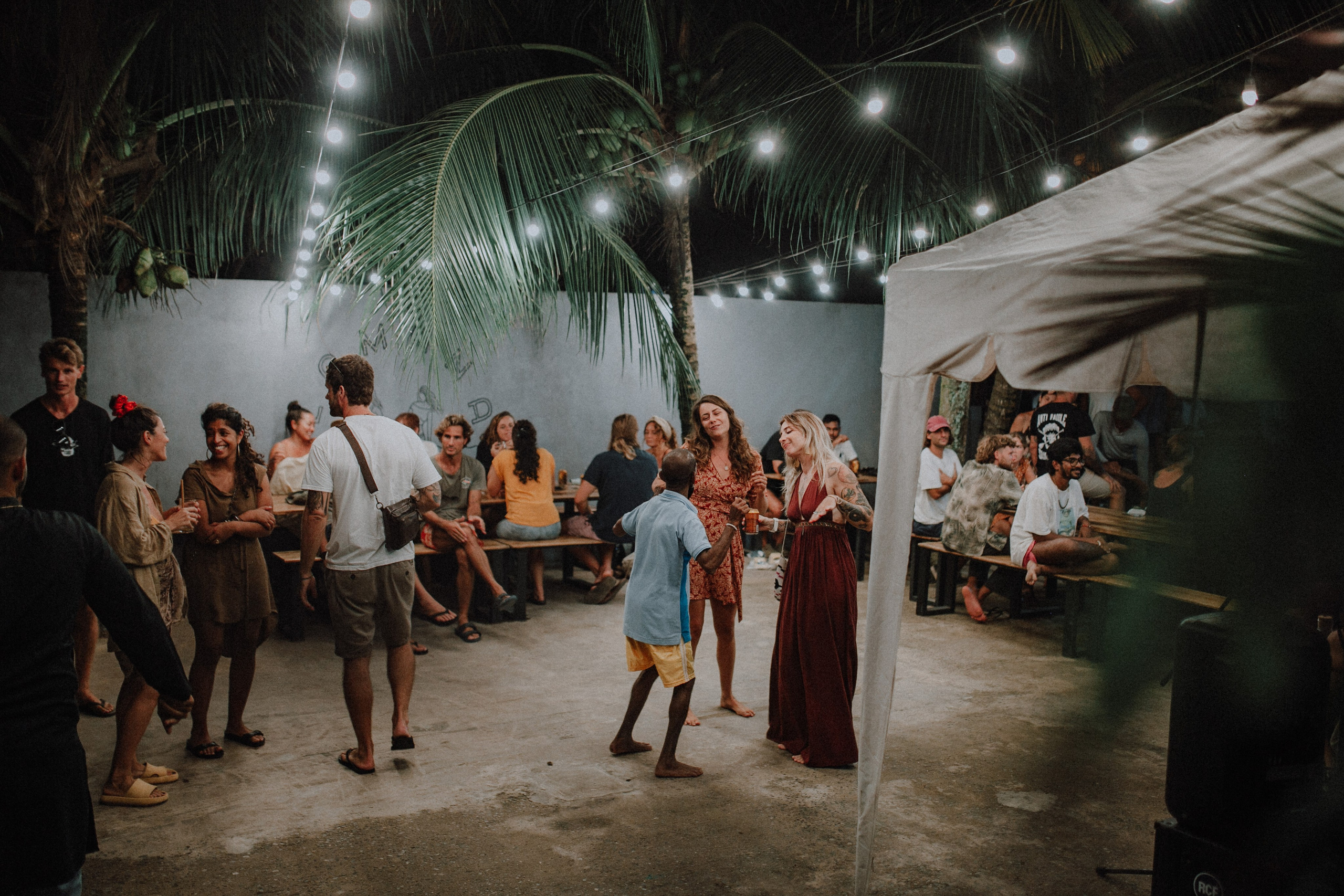 Lamana Sk8 jam. Wedding photographers Tbilisi Georgia Alex and Polly