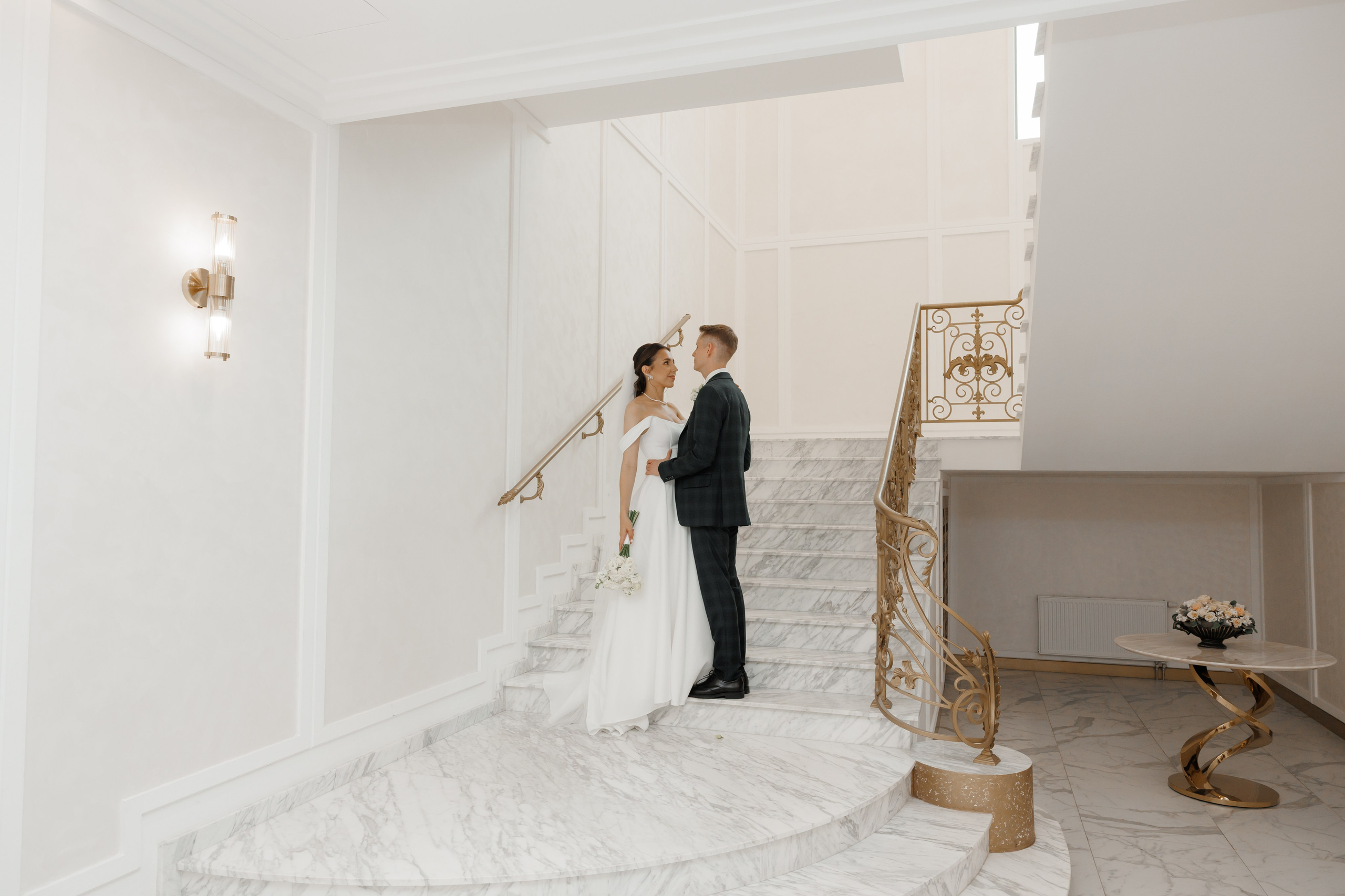 Регистрация в отеле Fish Point, ЗАГС Бутово, прогулка в Остафьево. Свадебный и репортажный фотограф (Москва, Королев и другие)