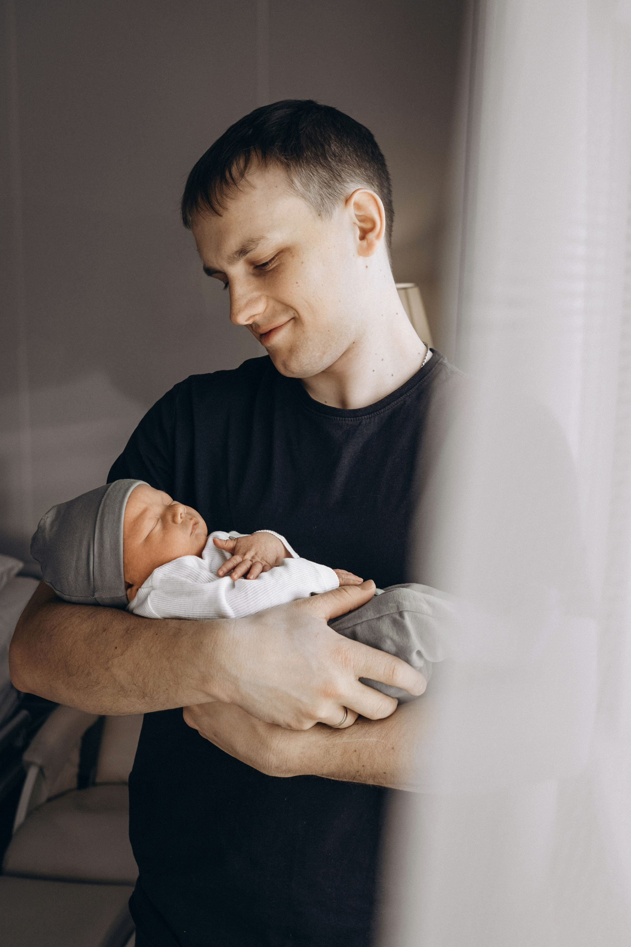 Выписка Тони, Саши и Гаврюши. Семейный и детский фотограф в Санкт-Петербурге