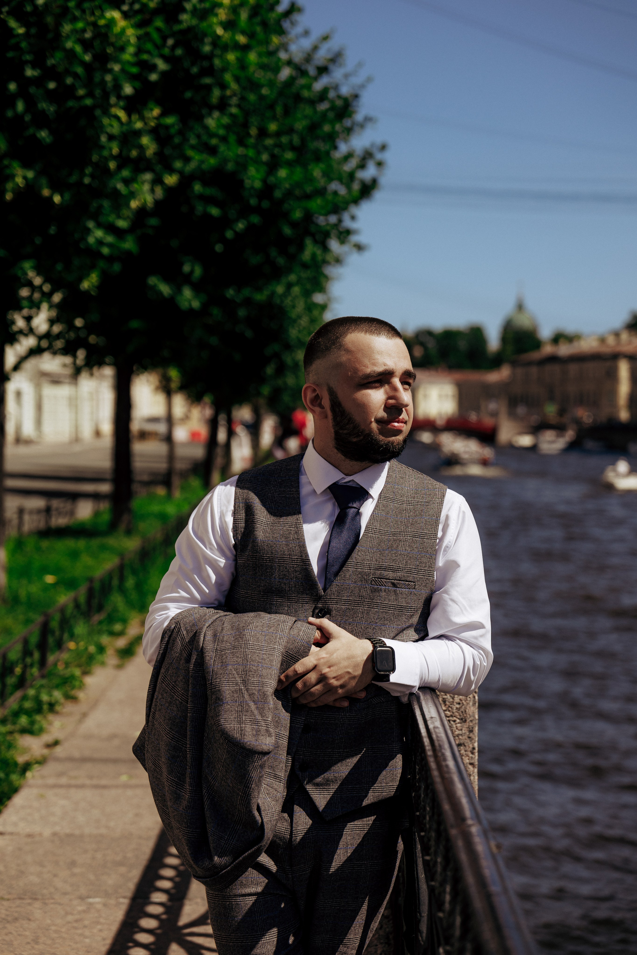 Свадебная фотосессия в яркий и солнечный день для Богдана и Анны. Профессиональный фотограф в Санкт-Петербурге Александр Волосенцев