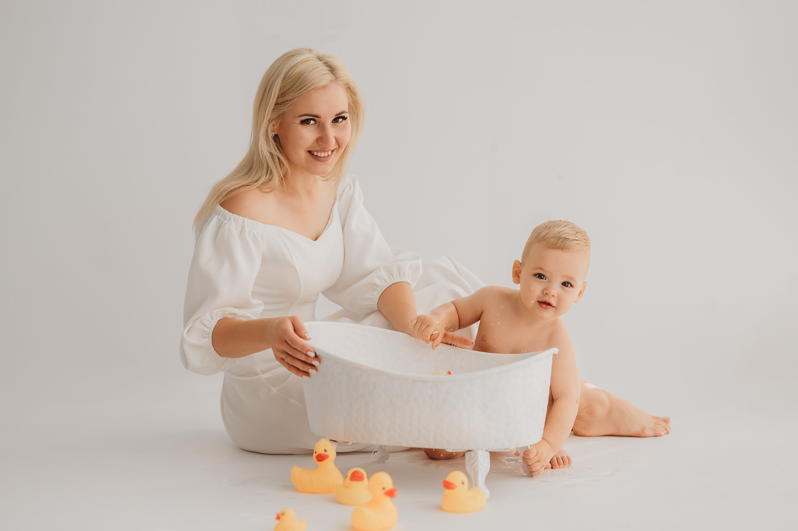 Молочные ванночки. Детский и семейный фотограф Ирина Гладких