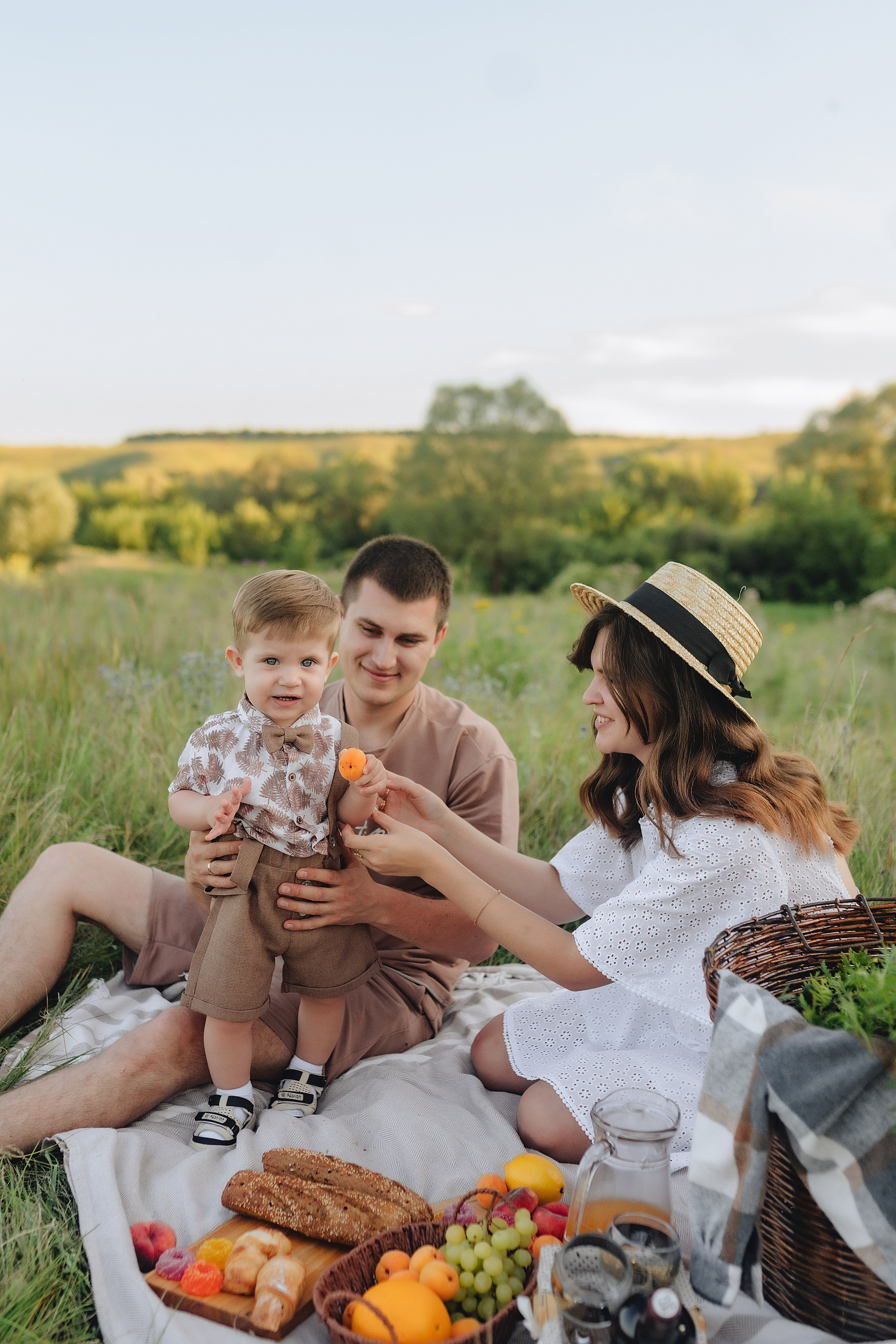 Светлана, Сергей и Женя | Семейная съемка на закате. Фотограф Карина Шмулёва. Воронеж и область