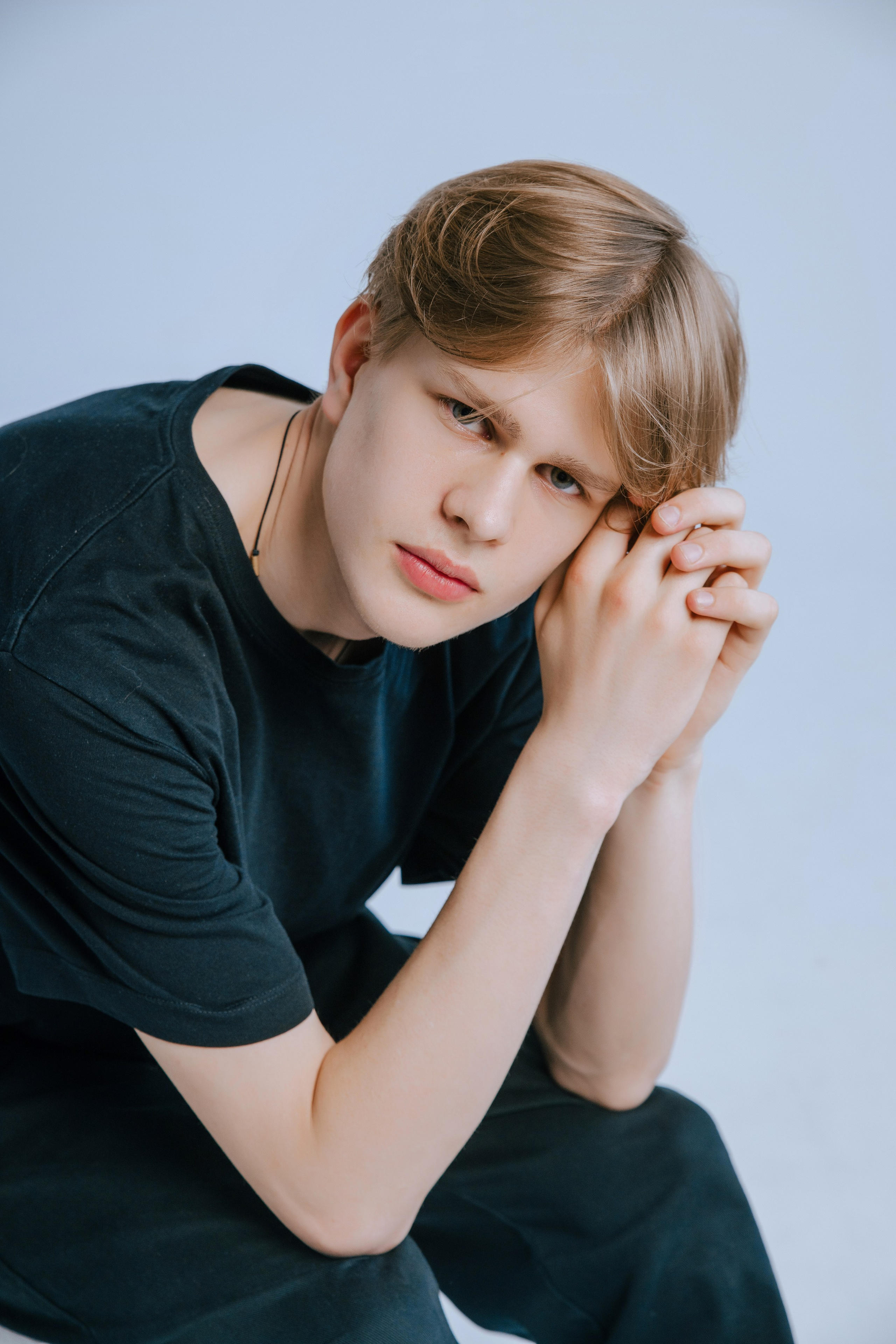 Гимназия им. Сайбеля — Выпуск 2024, 9 класс. Фотограф Ярмишко Дарья. Выпускные фотокниги