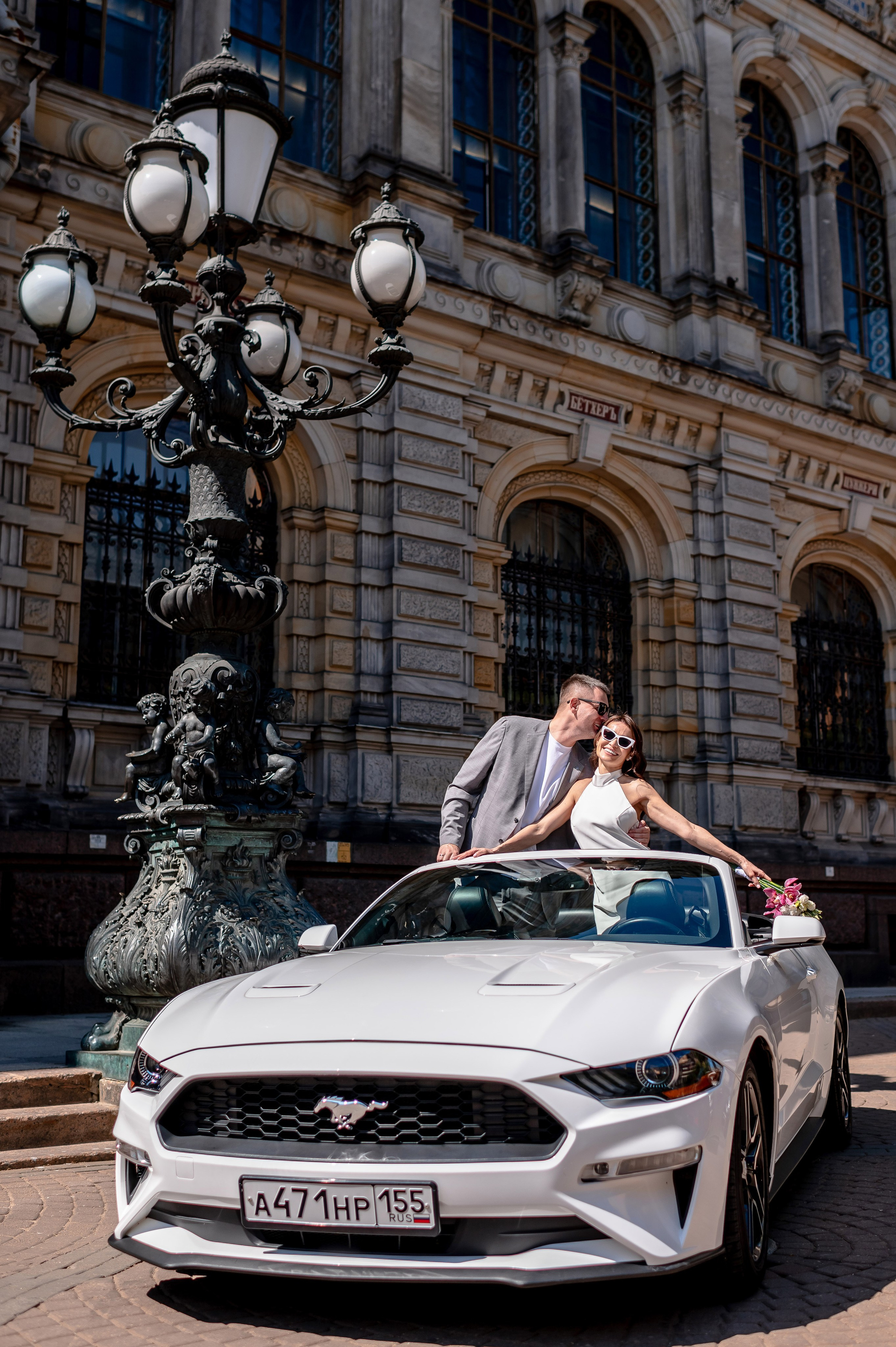 Алина и Алексей (прогулка на кабриолете, Академия Художеств, Екатерининский парк в Пушкине). Портретный, семейный и свадебный фотограф в Санкт-Петербурге и в Пушкине Ширяев Денис