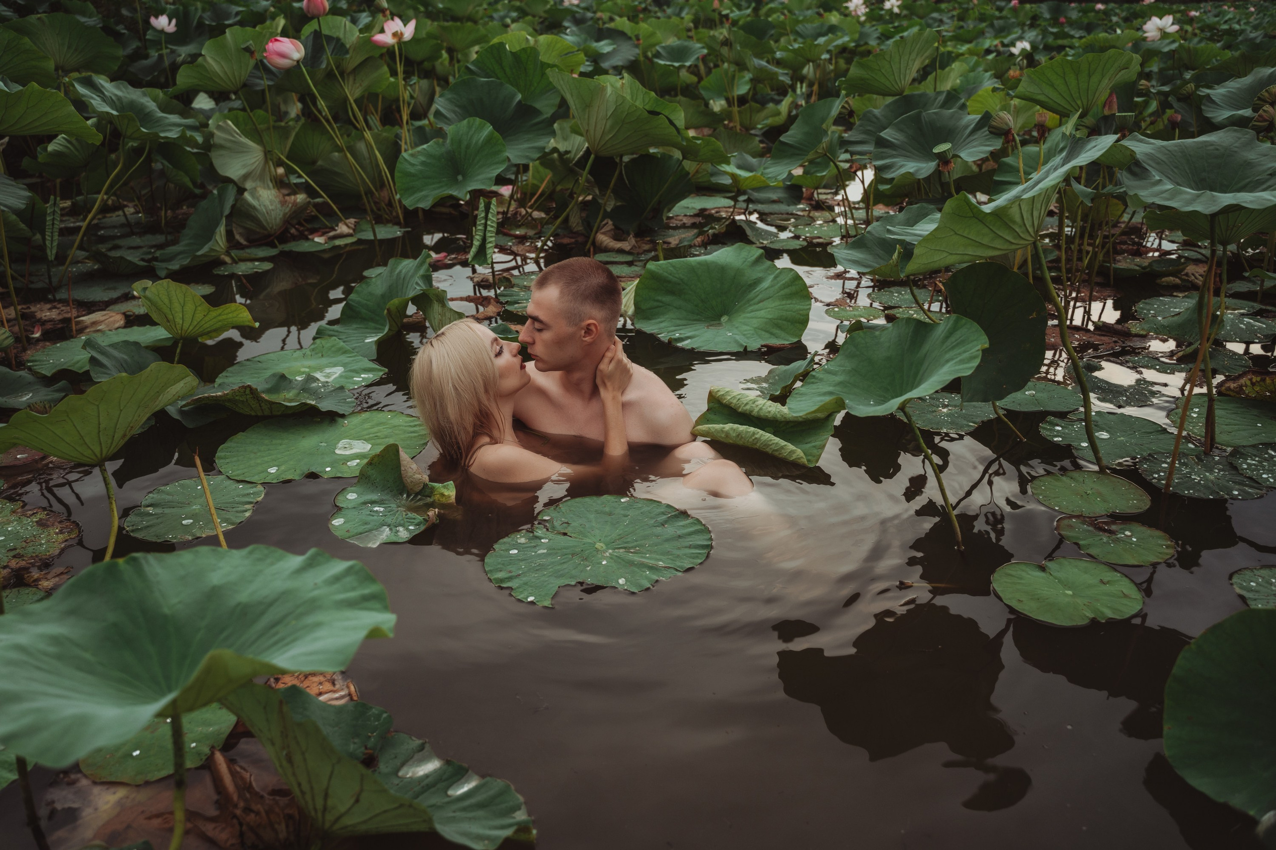 Лав стори фотограф Санкт-Петербург. Свадебный, семейный, портретный, репортажный фотограф в Санкт-Петербурге