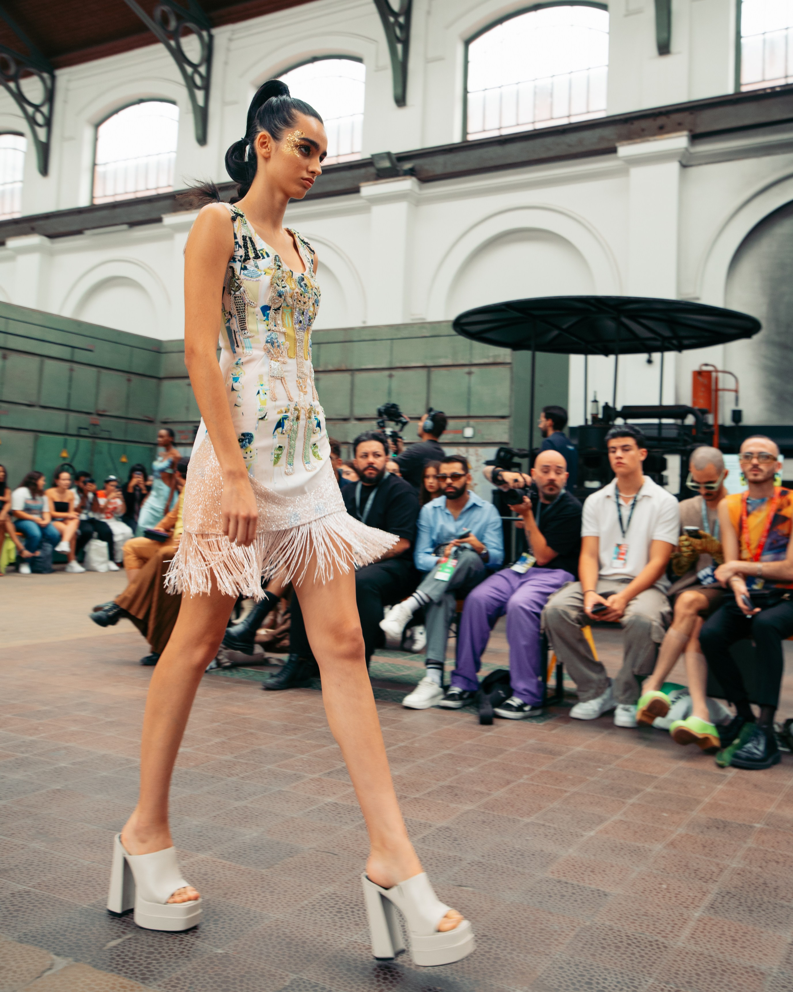 PORTUGAL FASHION WEEK SEPTEMBER 2023. Anastasiia Antoniuk portrait, family and couple photographer, Portugal