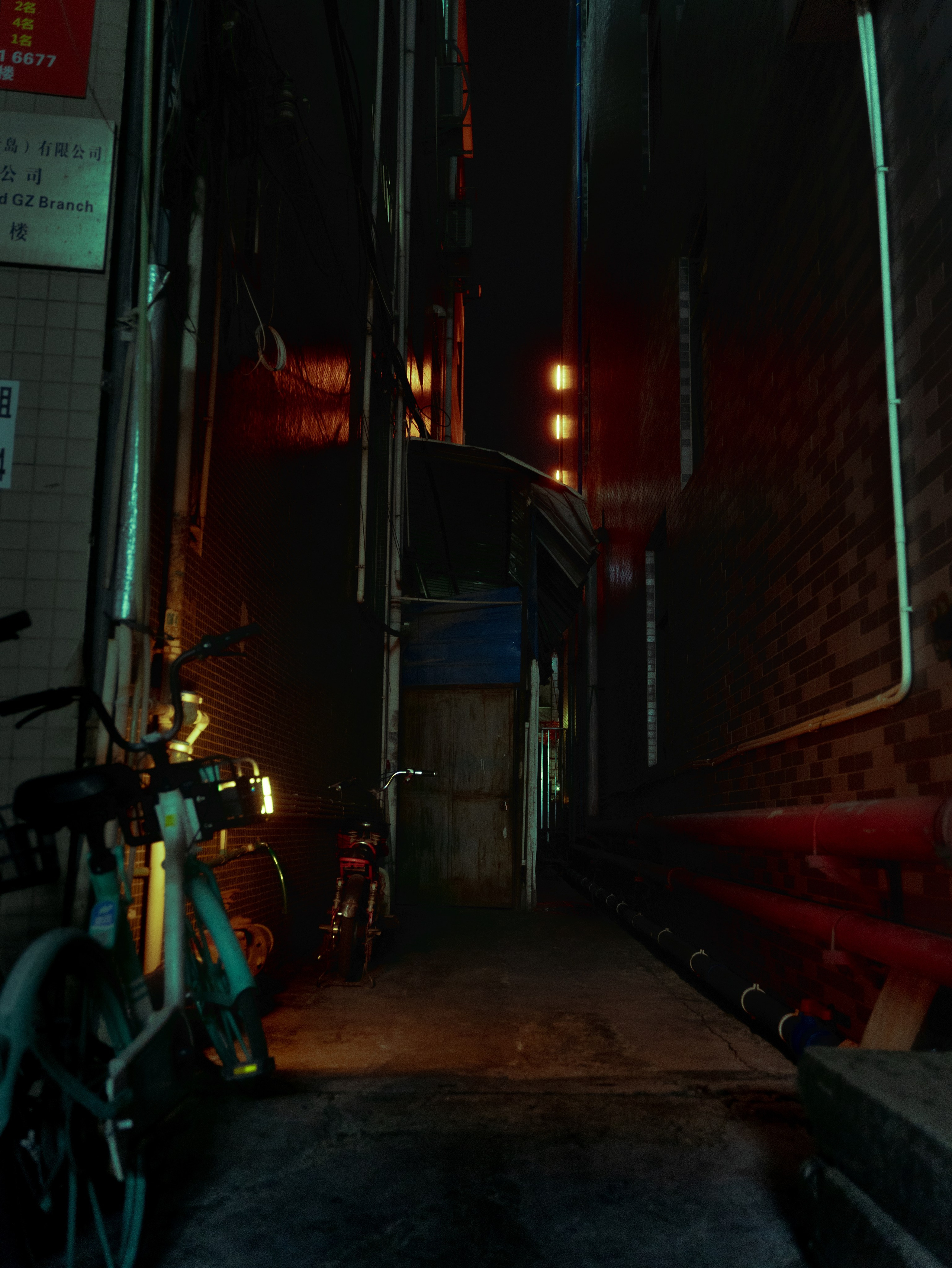 Rainy Getto. Фотограф В Гуанчжоу и Шэньчжэнь Андрей Лопатин