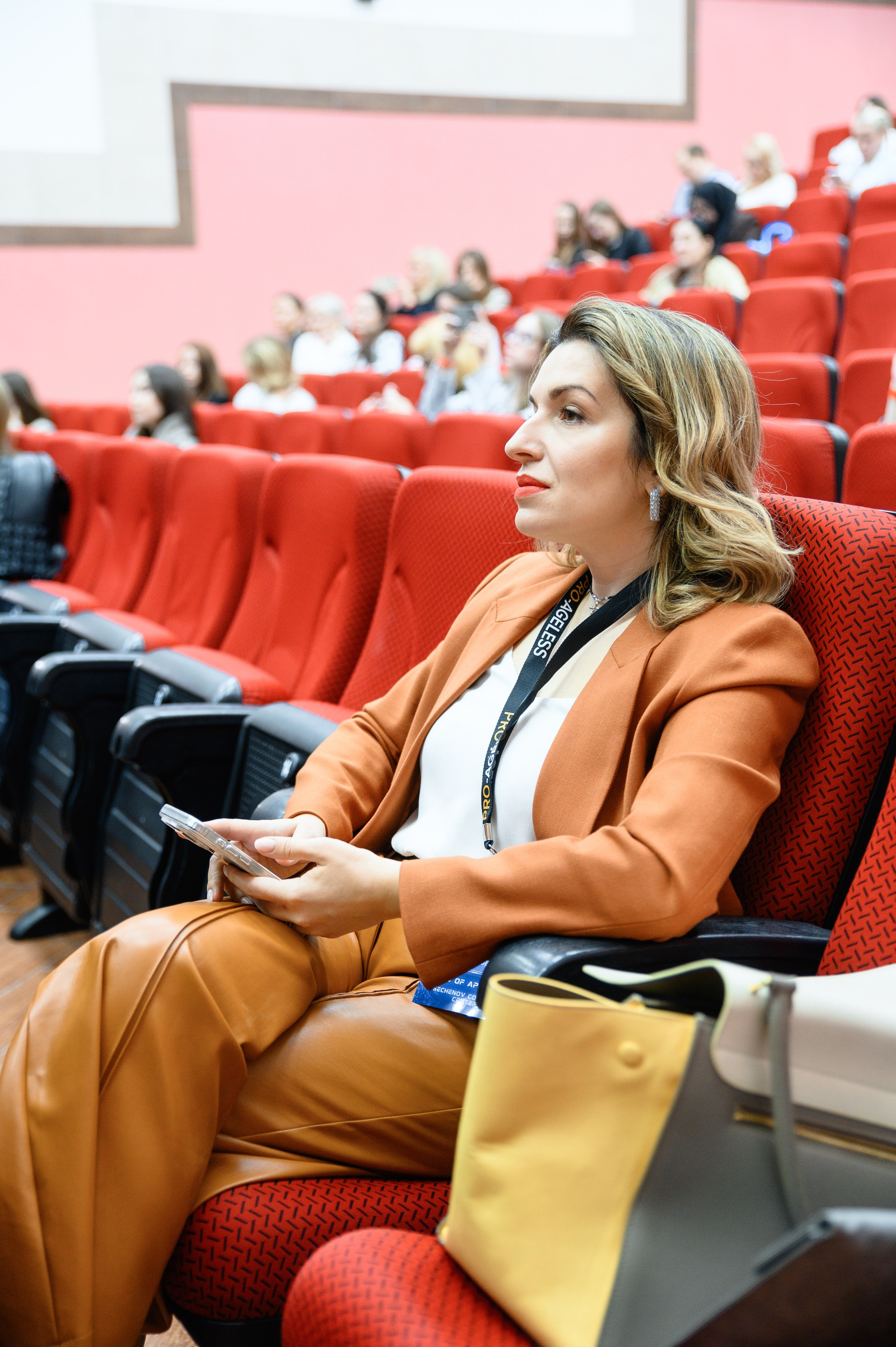 СПИКЕРЫ. PRO-AGELESS