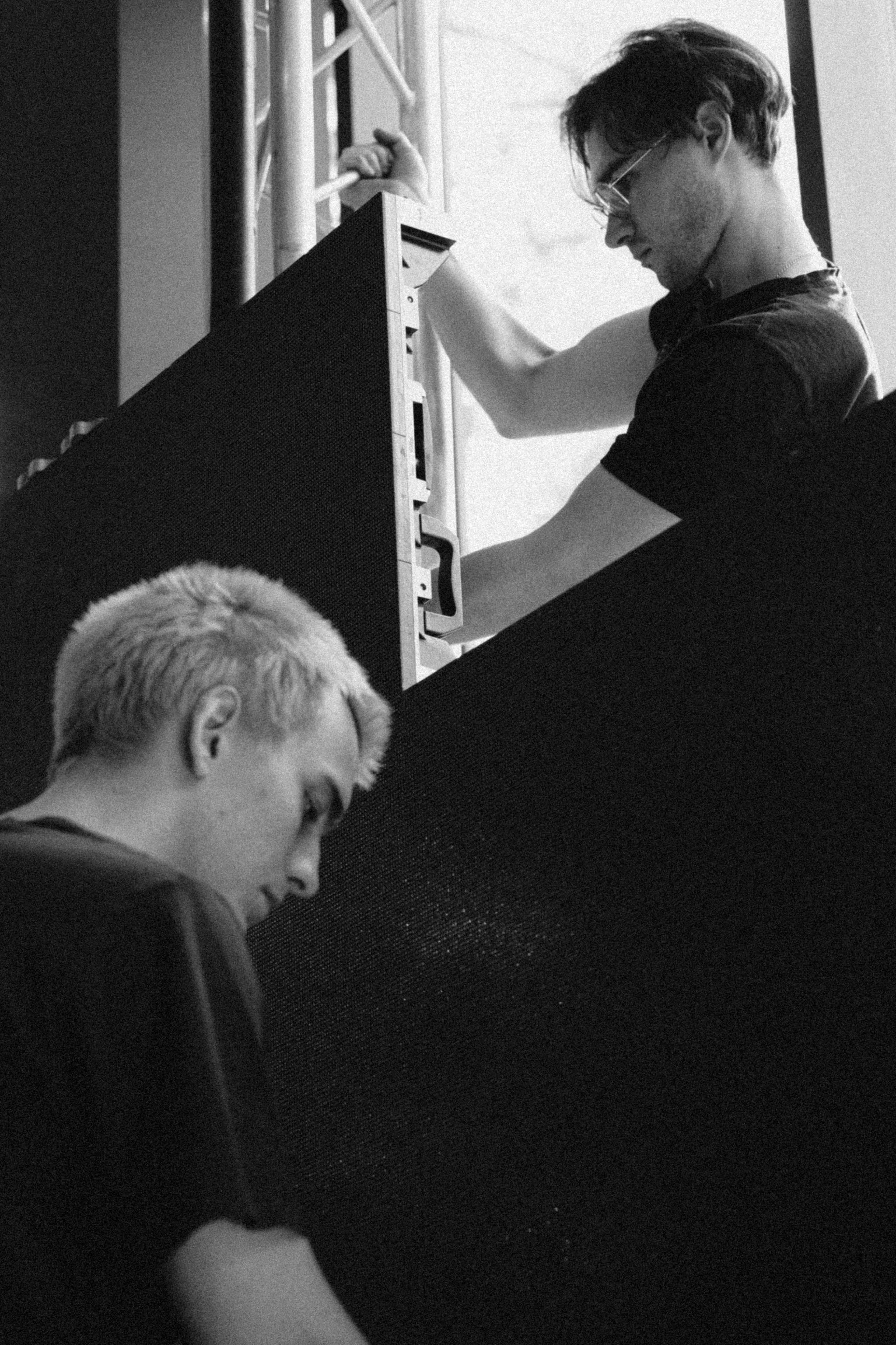 Бэки монтаж