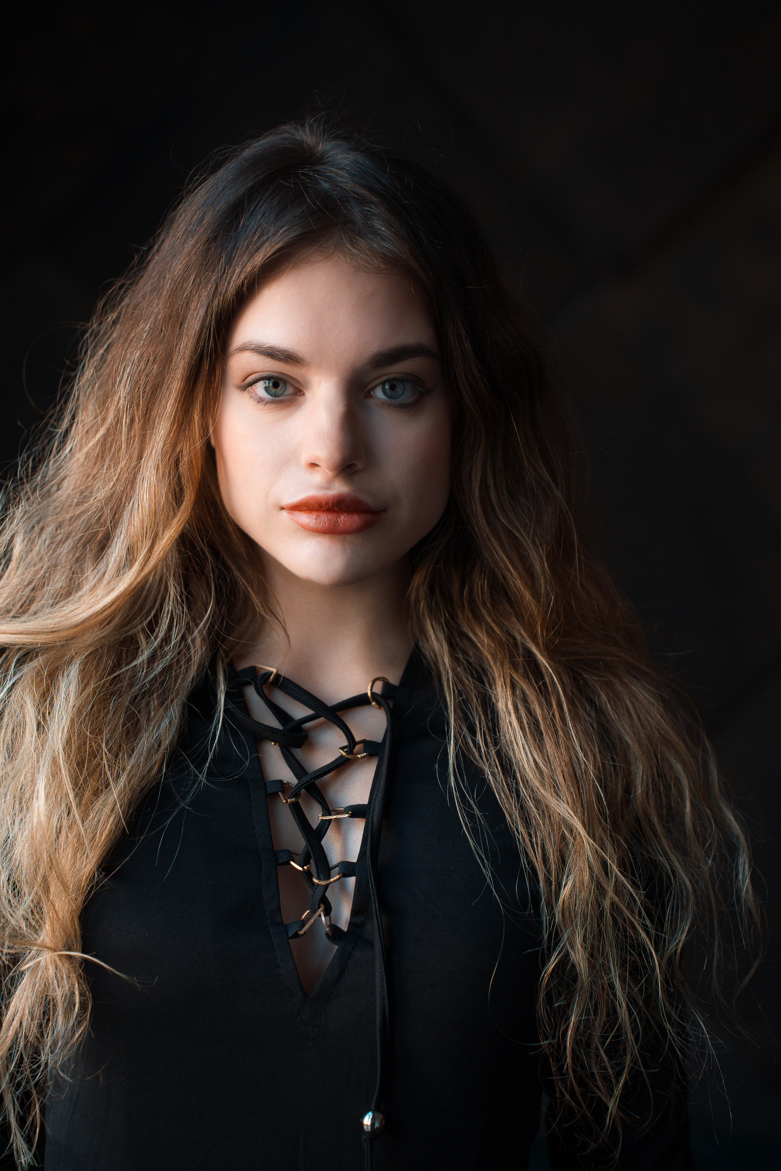 Студийная фотосессия в Москве. Портретный фотограф в Москве — Вадим Галанин