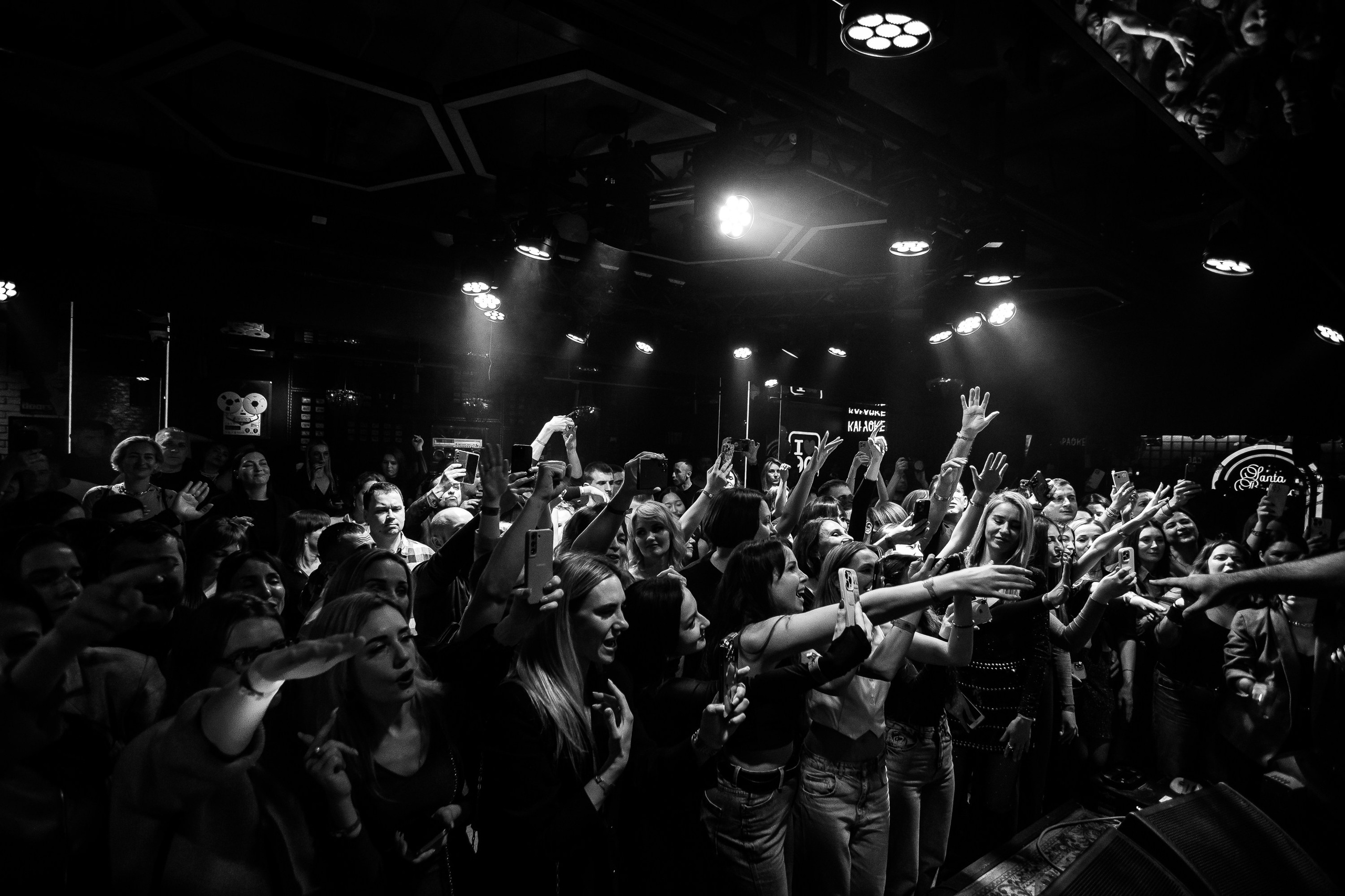 Выступление группы «Корни"_Santa Barbara_Симферополь_15.02.2025. Аминов Руслан | Фотограф