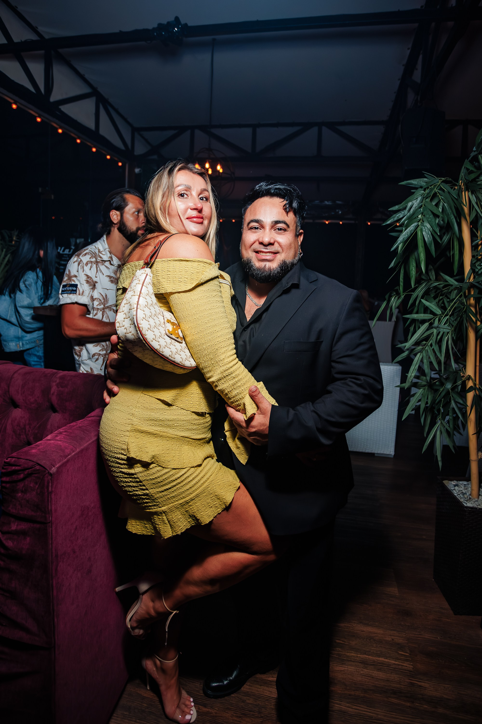 «Юлия Волкова"_Чайка на пляже_Ялта_2.08.2025 г. Аминов Руслан | Фотограф