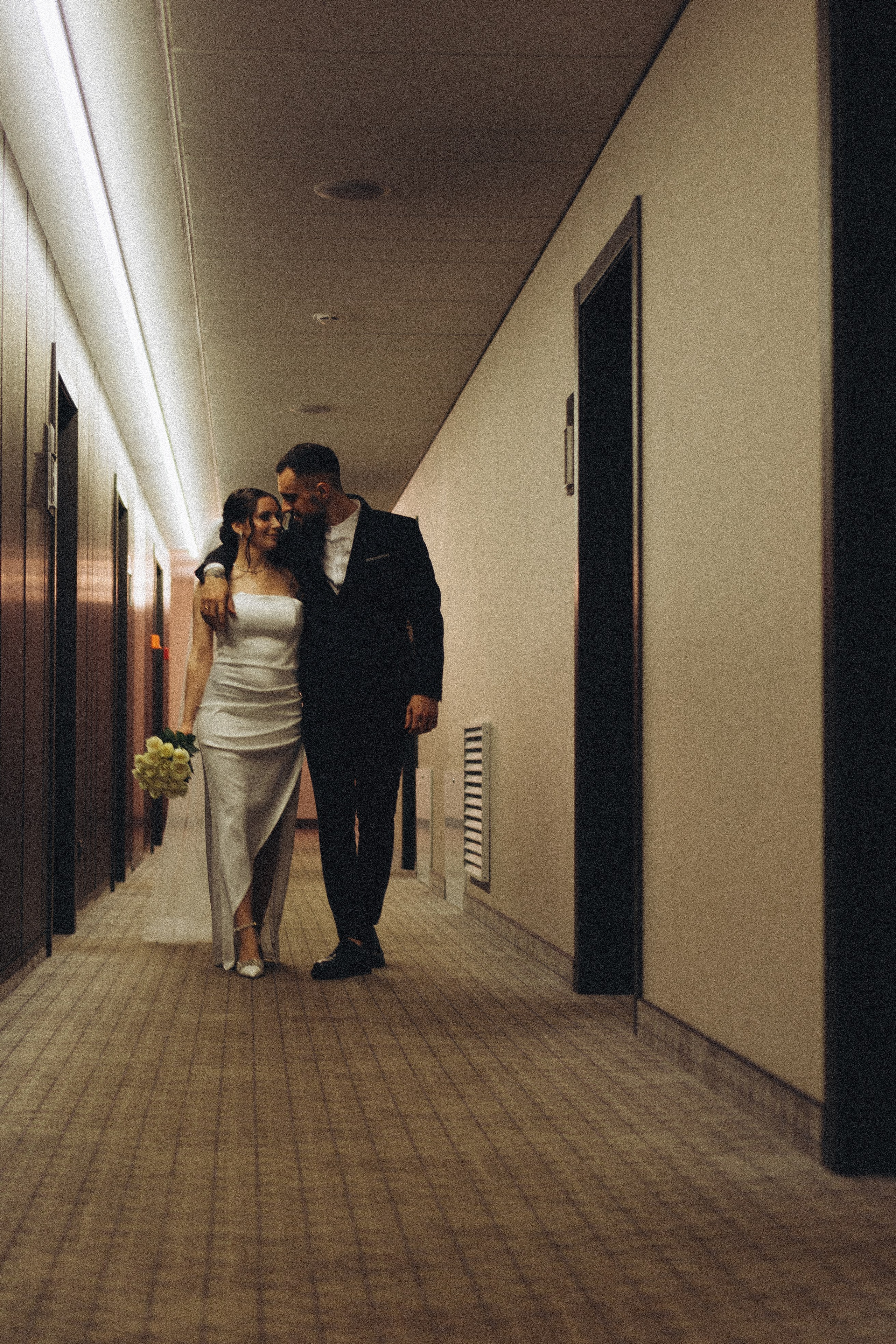 СВАДЕБНАЯ СЬЕМКА СБОРОВ ЖЕНИХА И НЕВЕСТЫ В ОТЕЛЕ И ТАКЖЕ ФОТОСЕССИИЯ В ОТЕЛЕЕ МЕГАПОЛИС БРЯНСК. Профессиональный фотограф, Санкт-Петербург — Виктория Богомолова