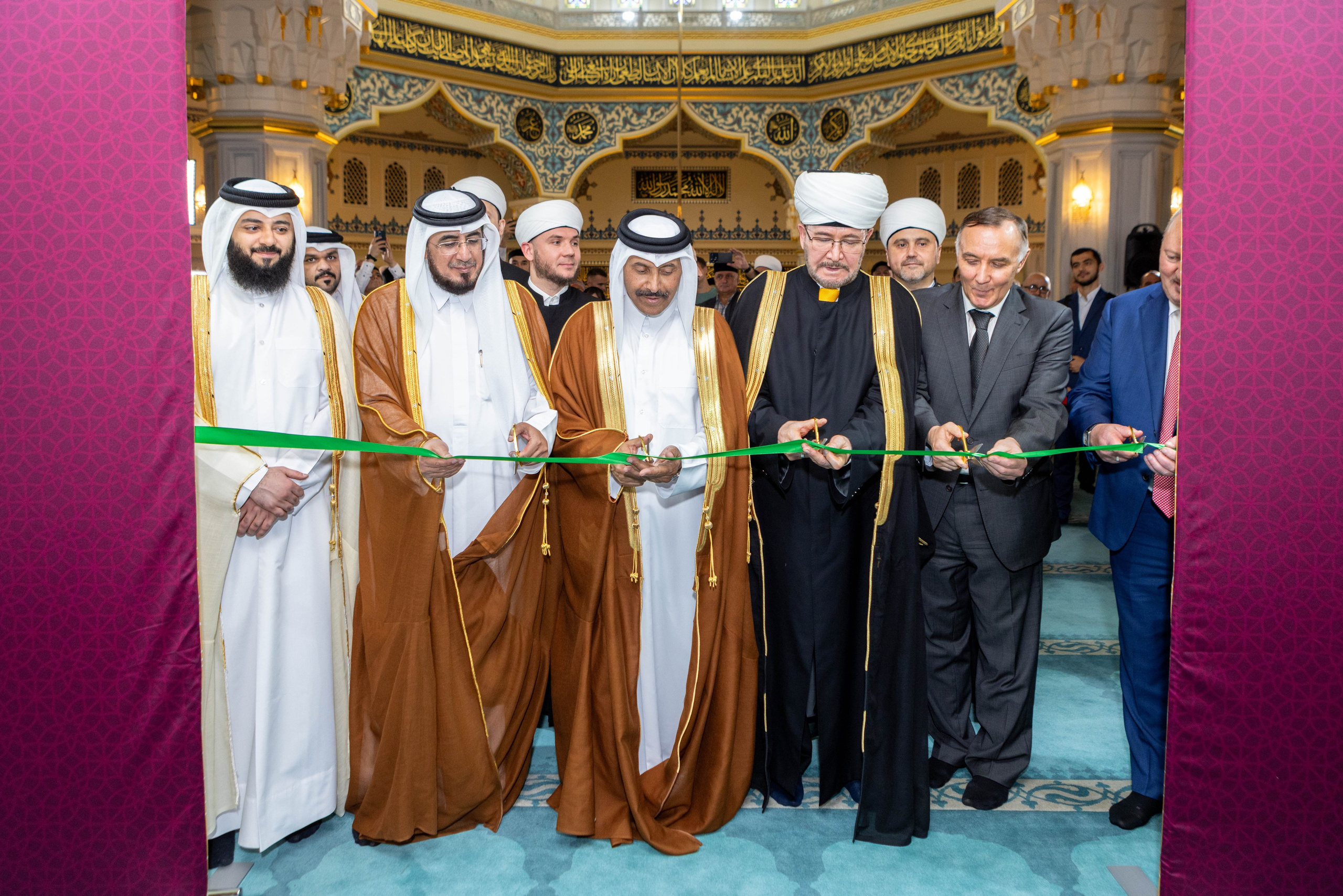 Открытие выставки Мир Корана. Рекламный, предметный, репортажный, семейный фотограф и художник в Москве