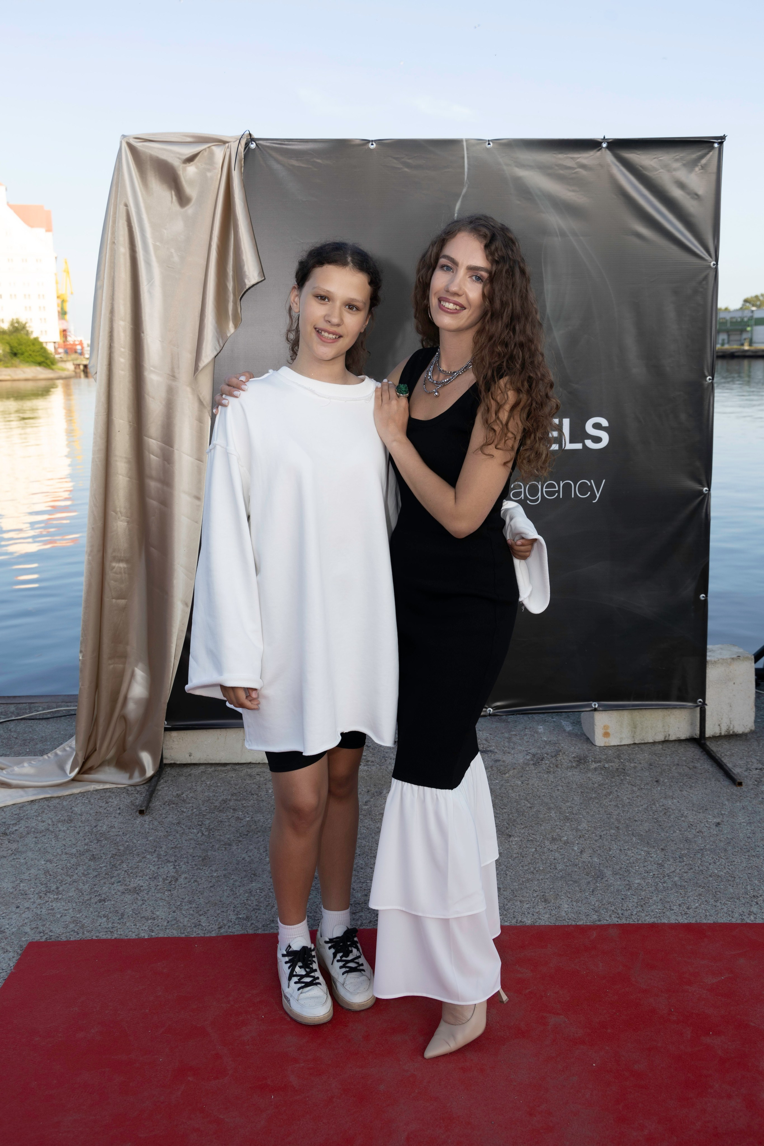 Открытие «FISUN | MIRAM Brand». Olya Posnimay