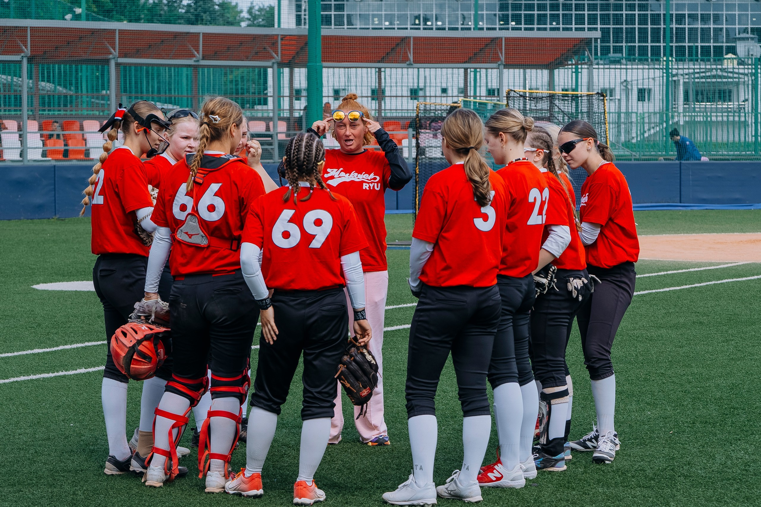 Софтбол. Профессиональный портретный фотограф в Москве Владимир Глаголев